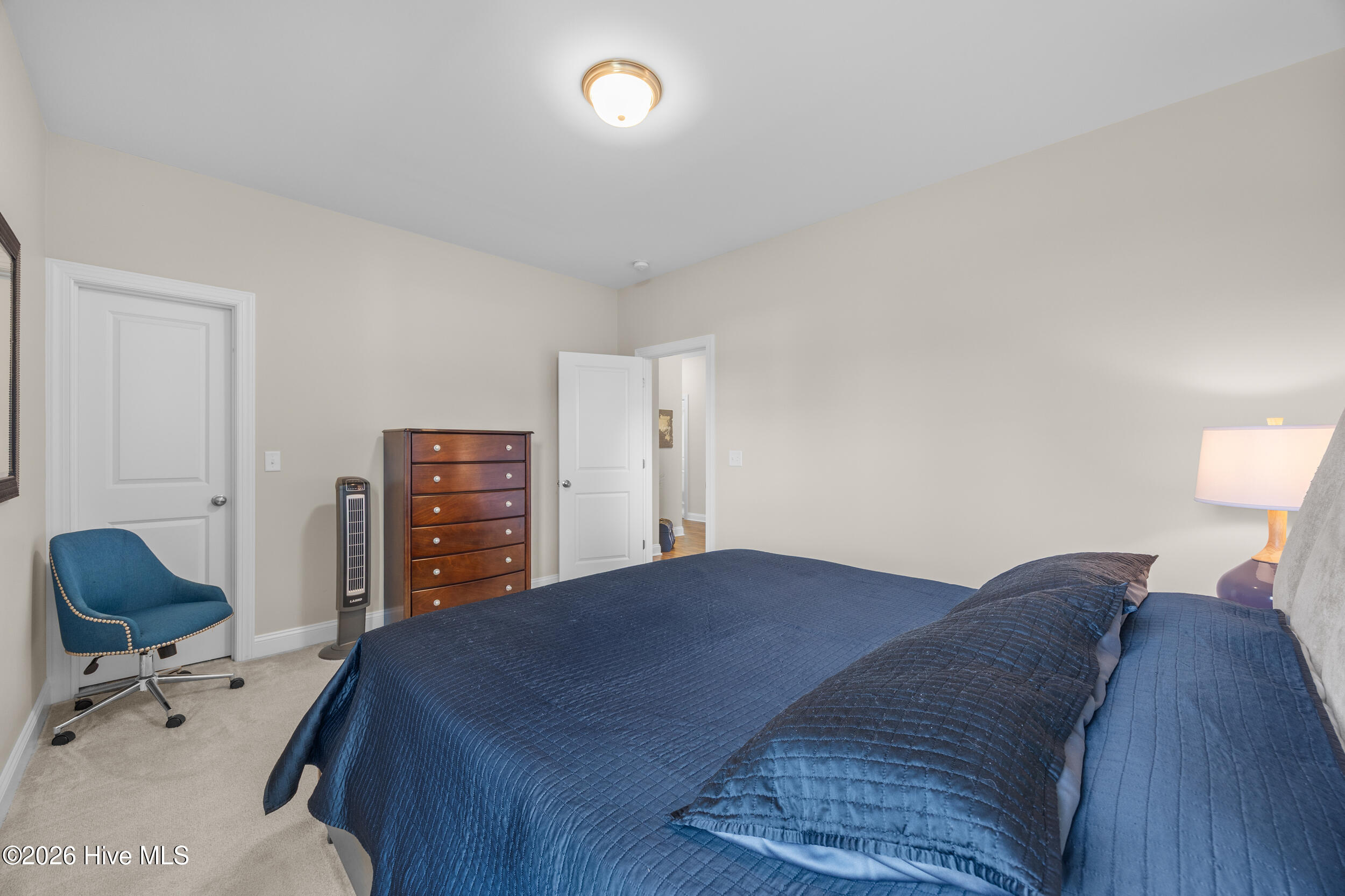 100564750 | Photo 16