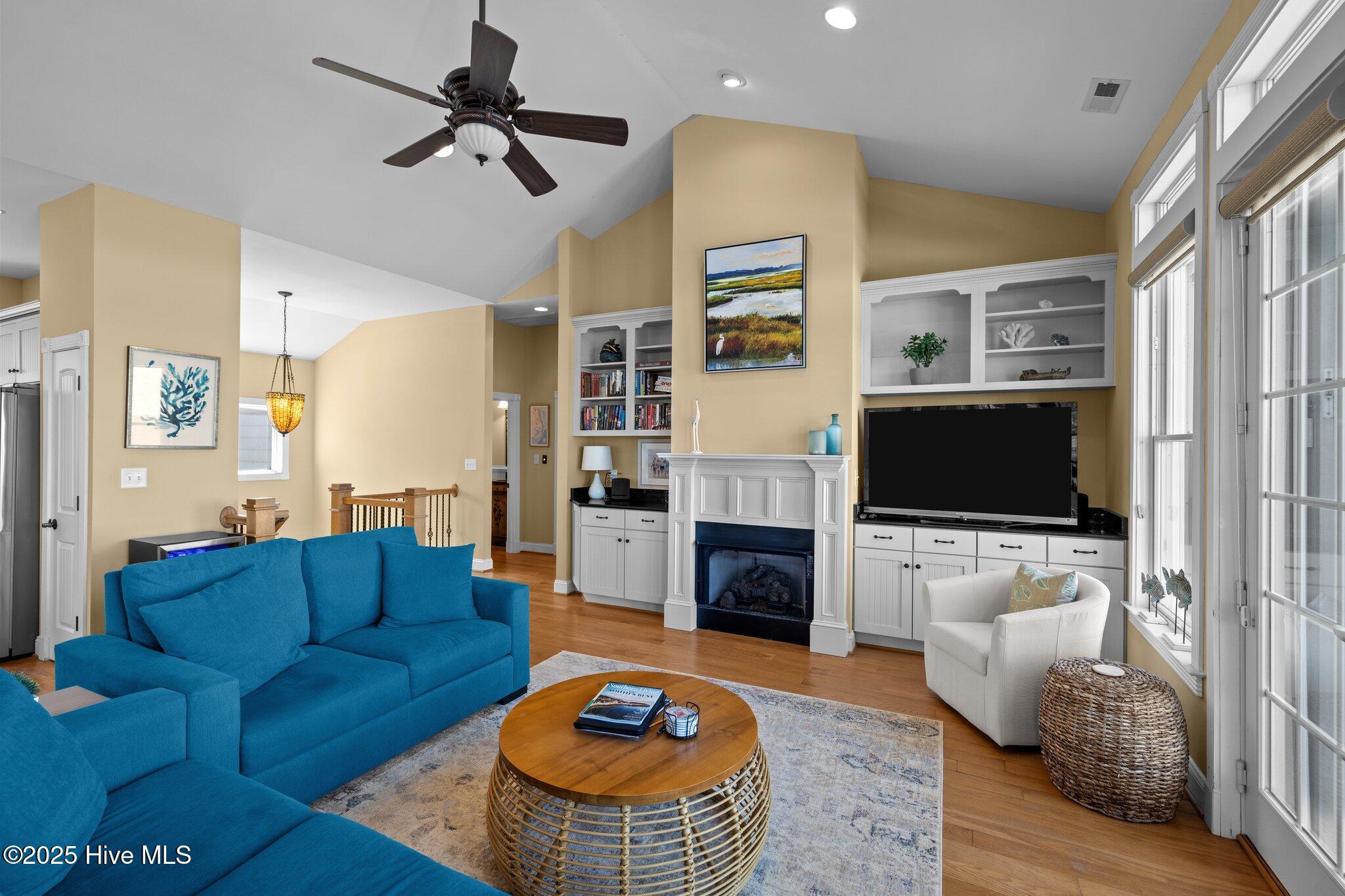 9-web-or-mls-1S3A4320 - Copy