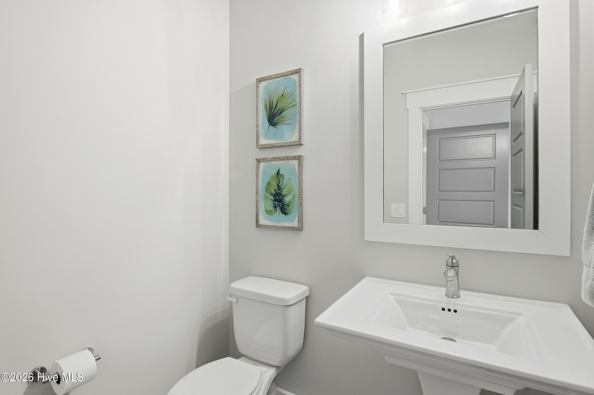 100555199 | Photo 32