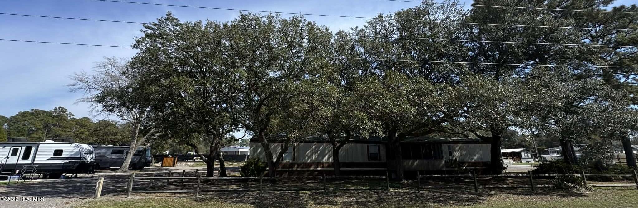 100561938 | Photo 14