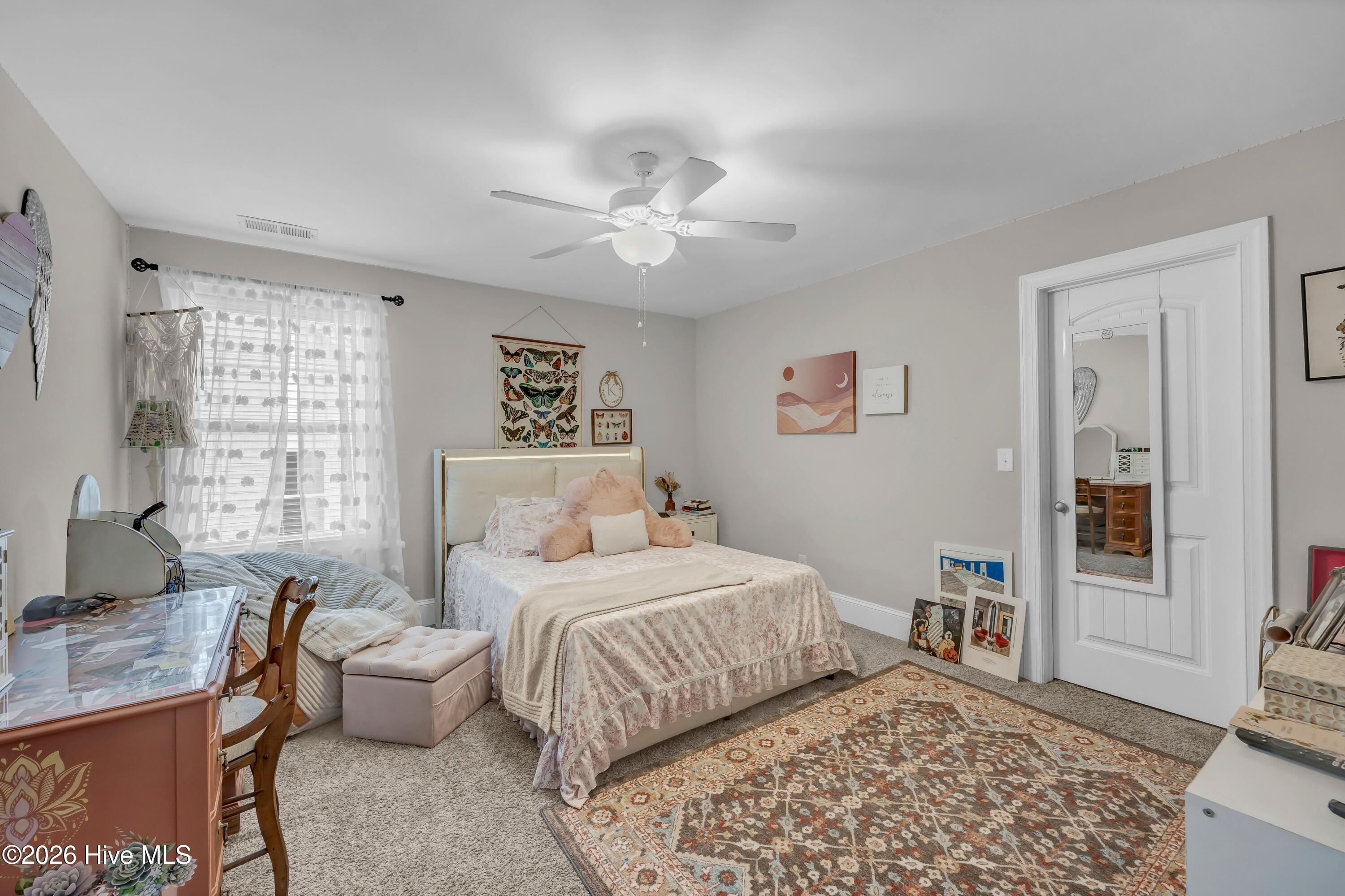 100553232 | Photo 19