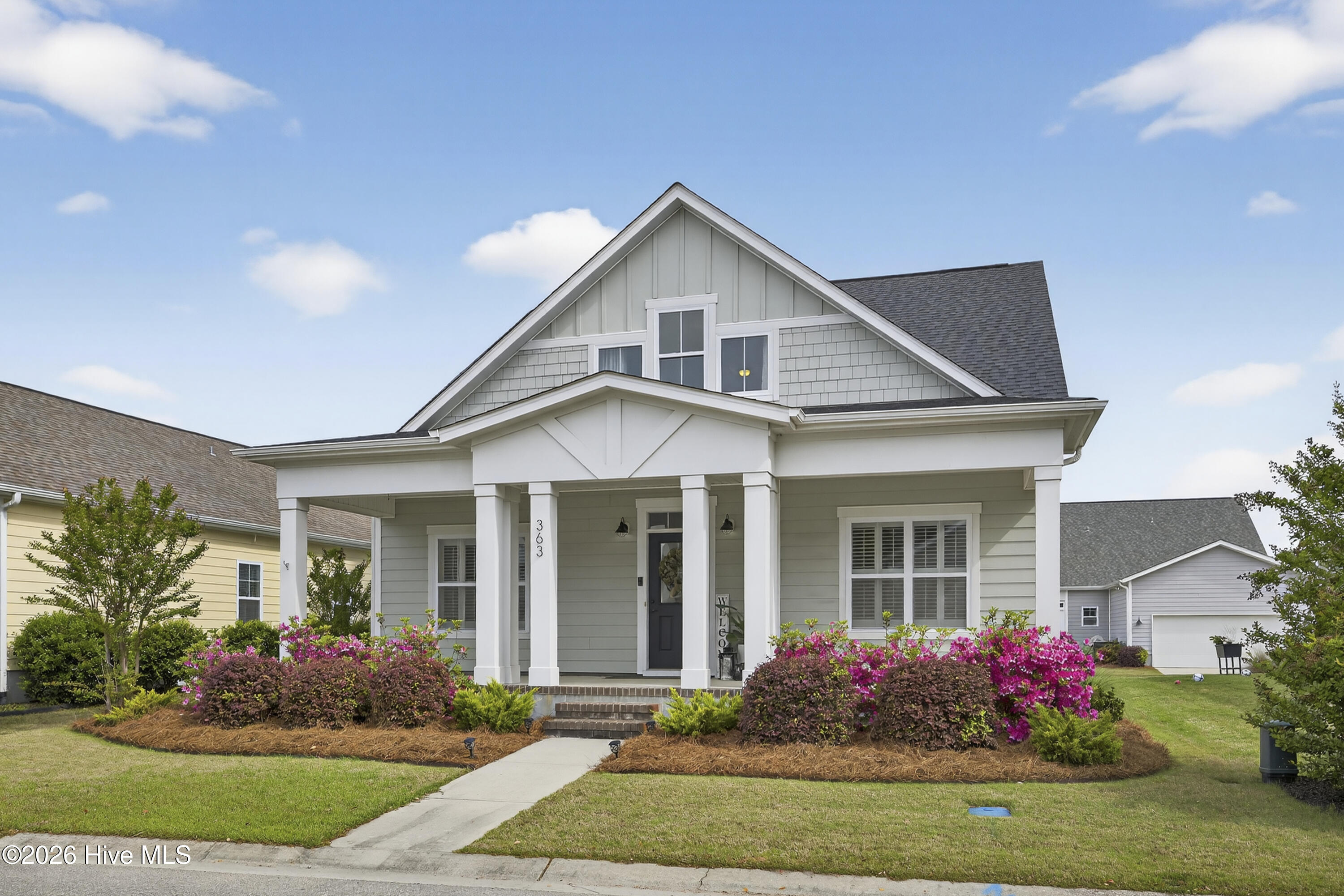 100562294 | Photo 56