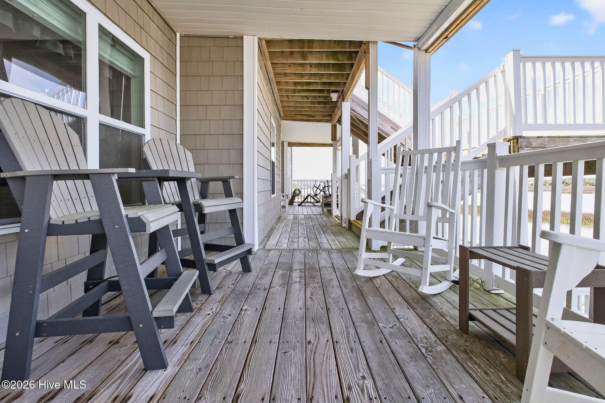 100562824 | Photo 12