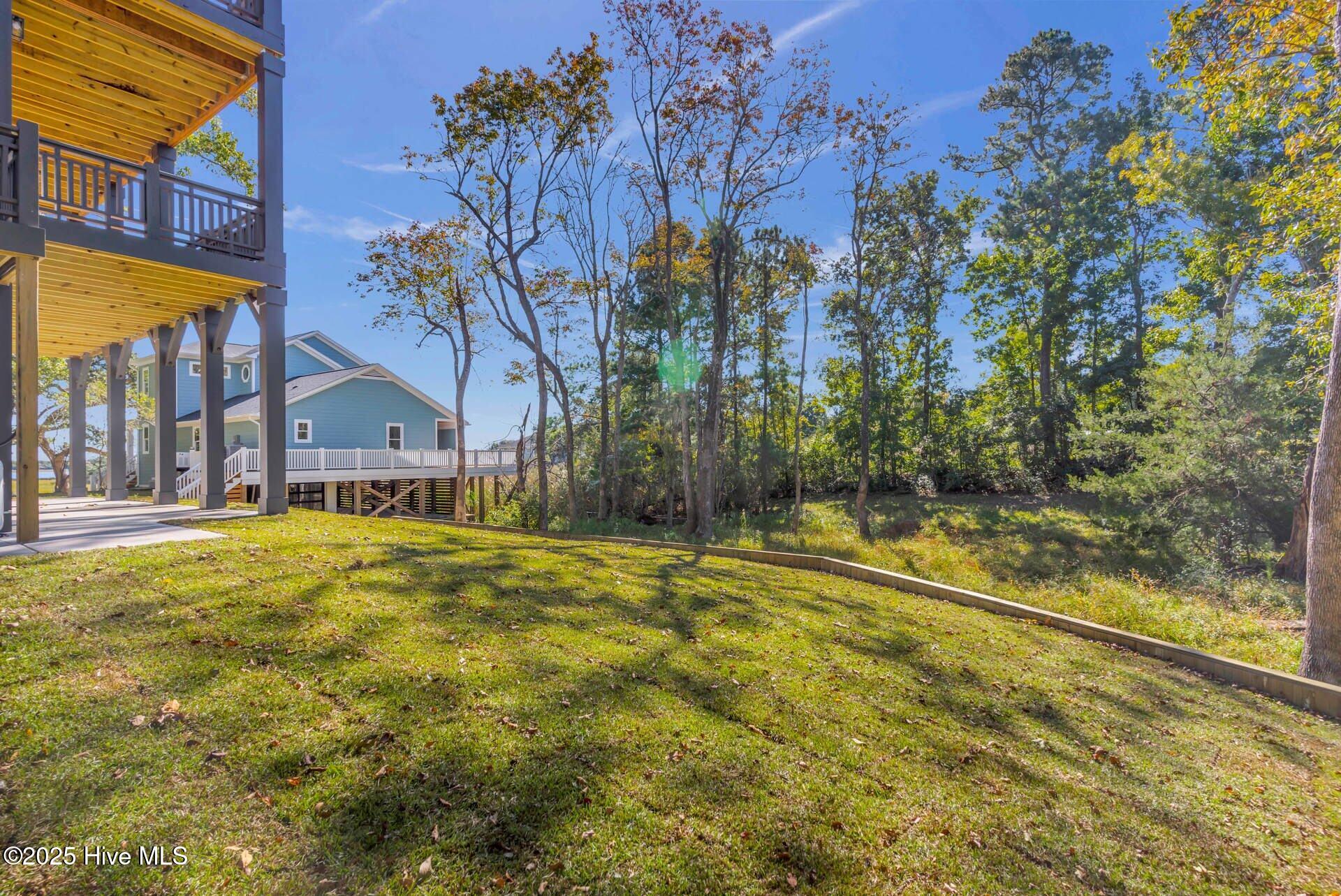 100539388 | Photo 65