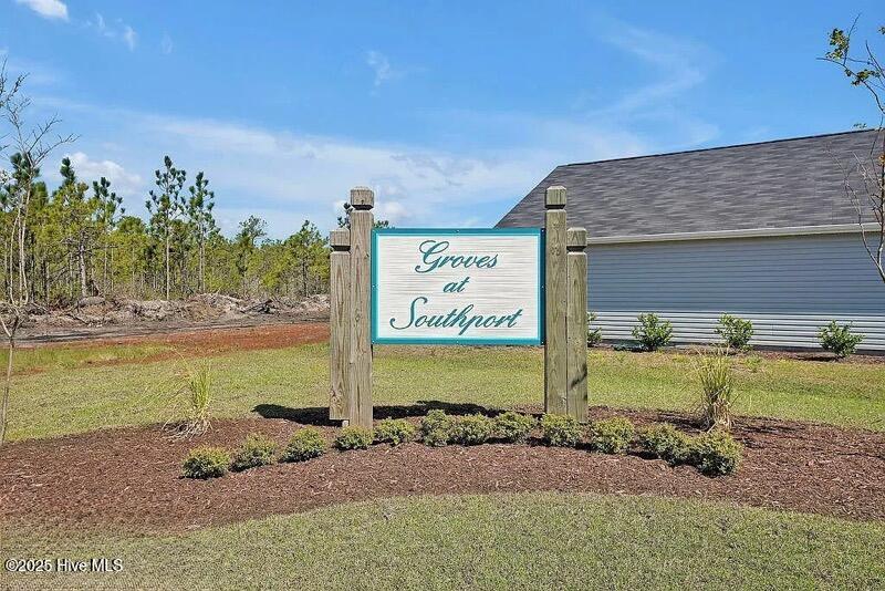 4928 Abbington Oaks Way SE, Southport, NC 28461 Listing Photo  23