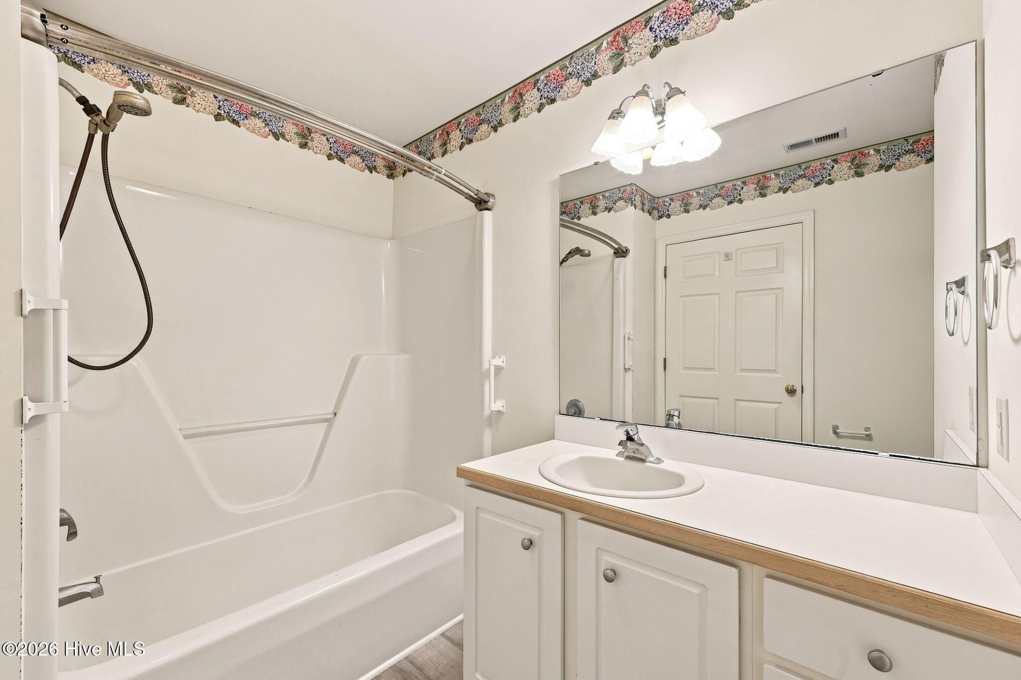 100 Jasmine Court,Morehead City