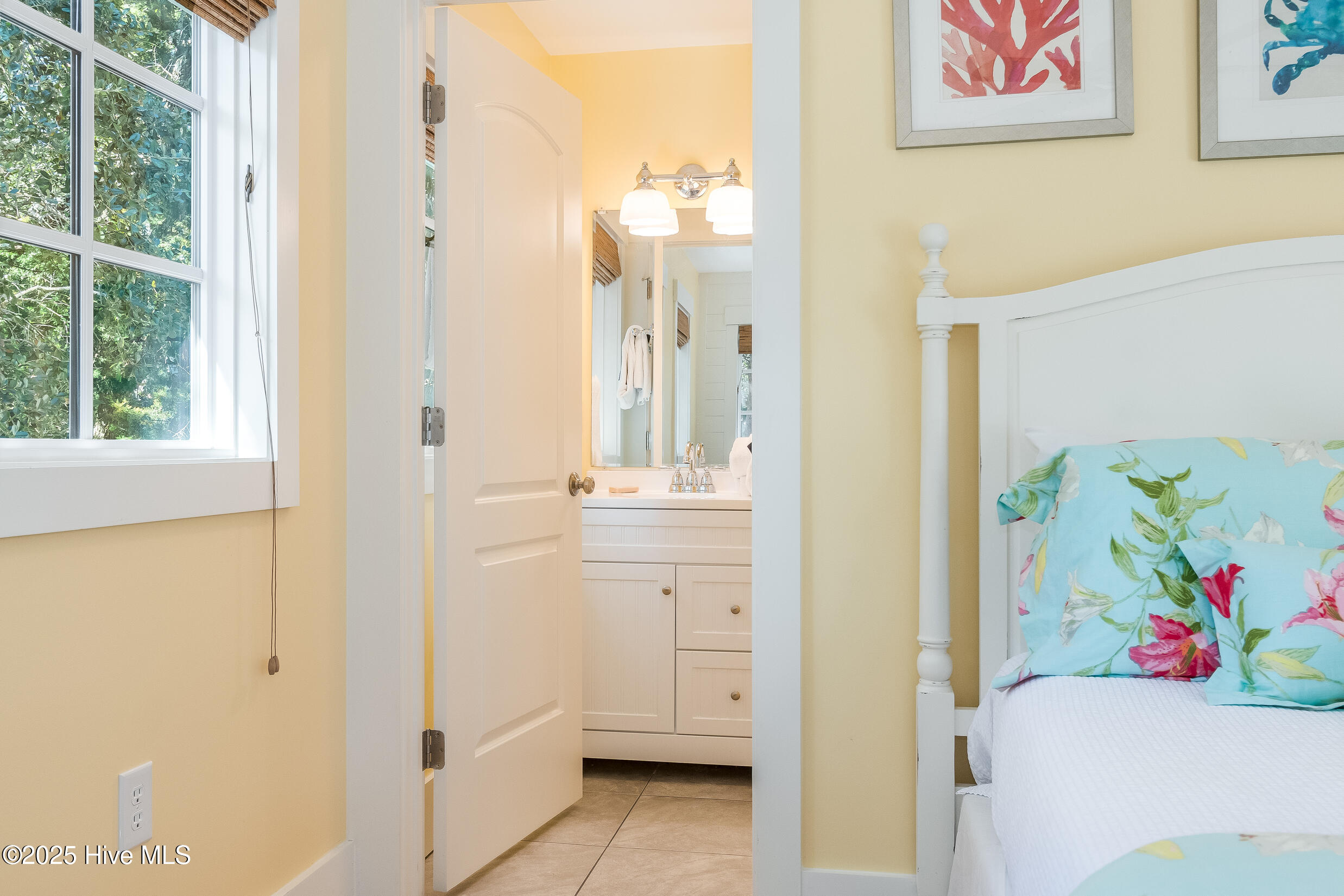 100545304 | Photo 38