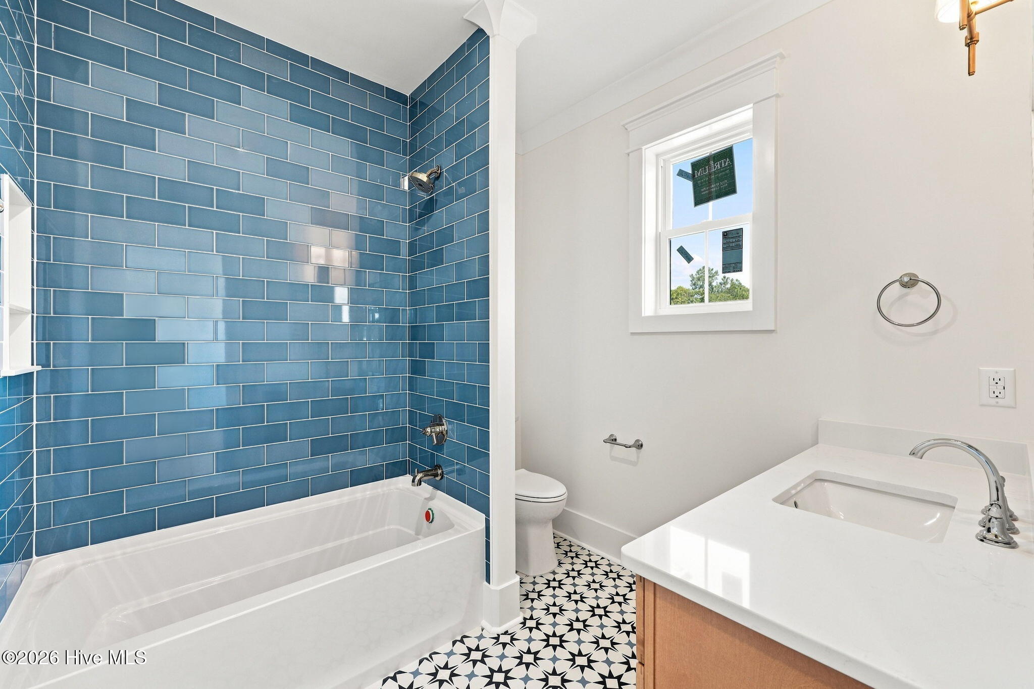 244 Colleton Square,Newport