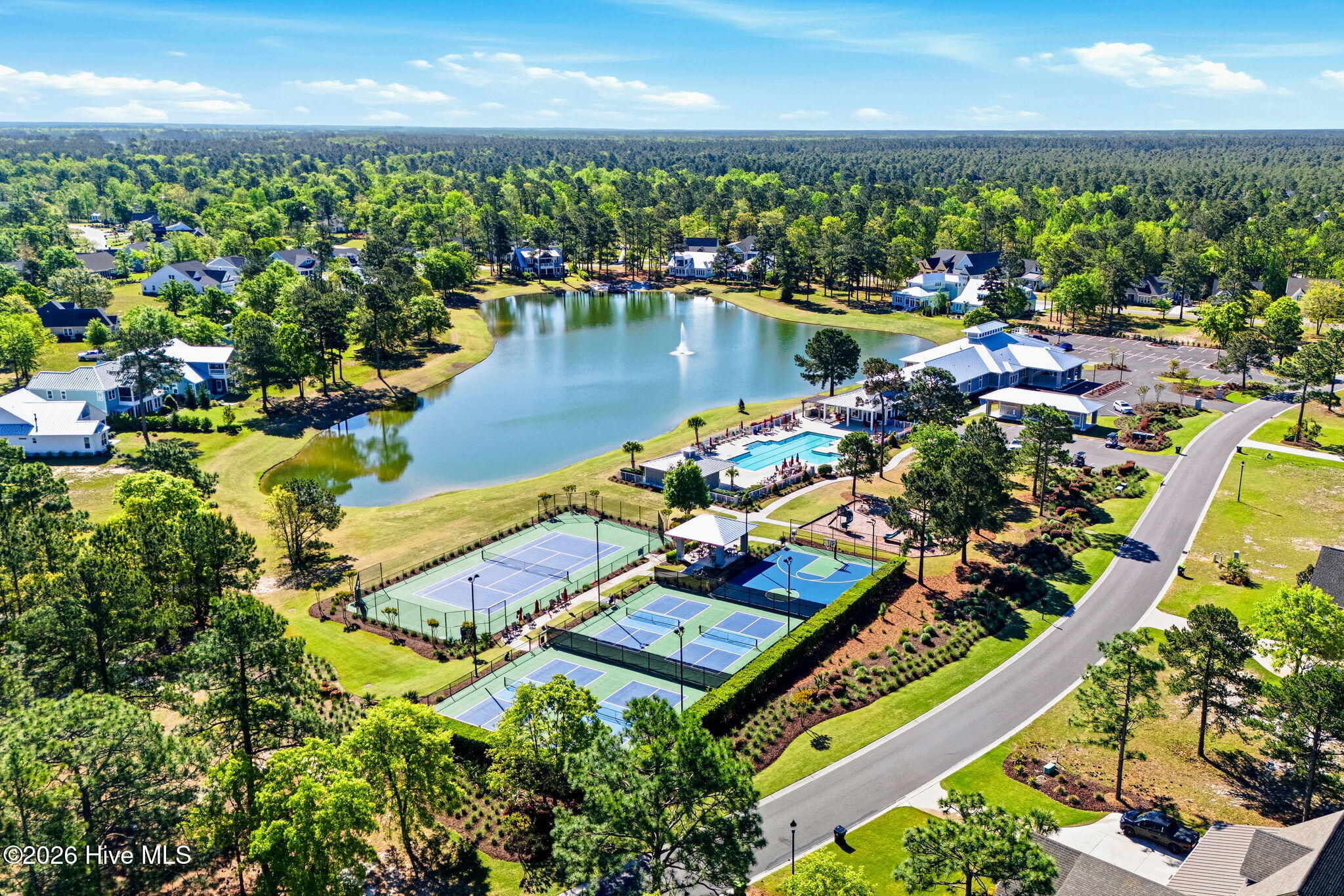 100566822 | Photo 61