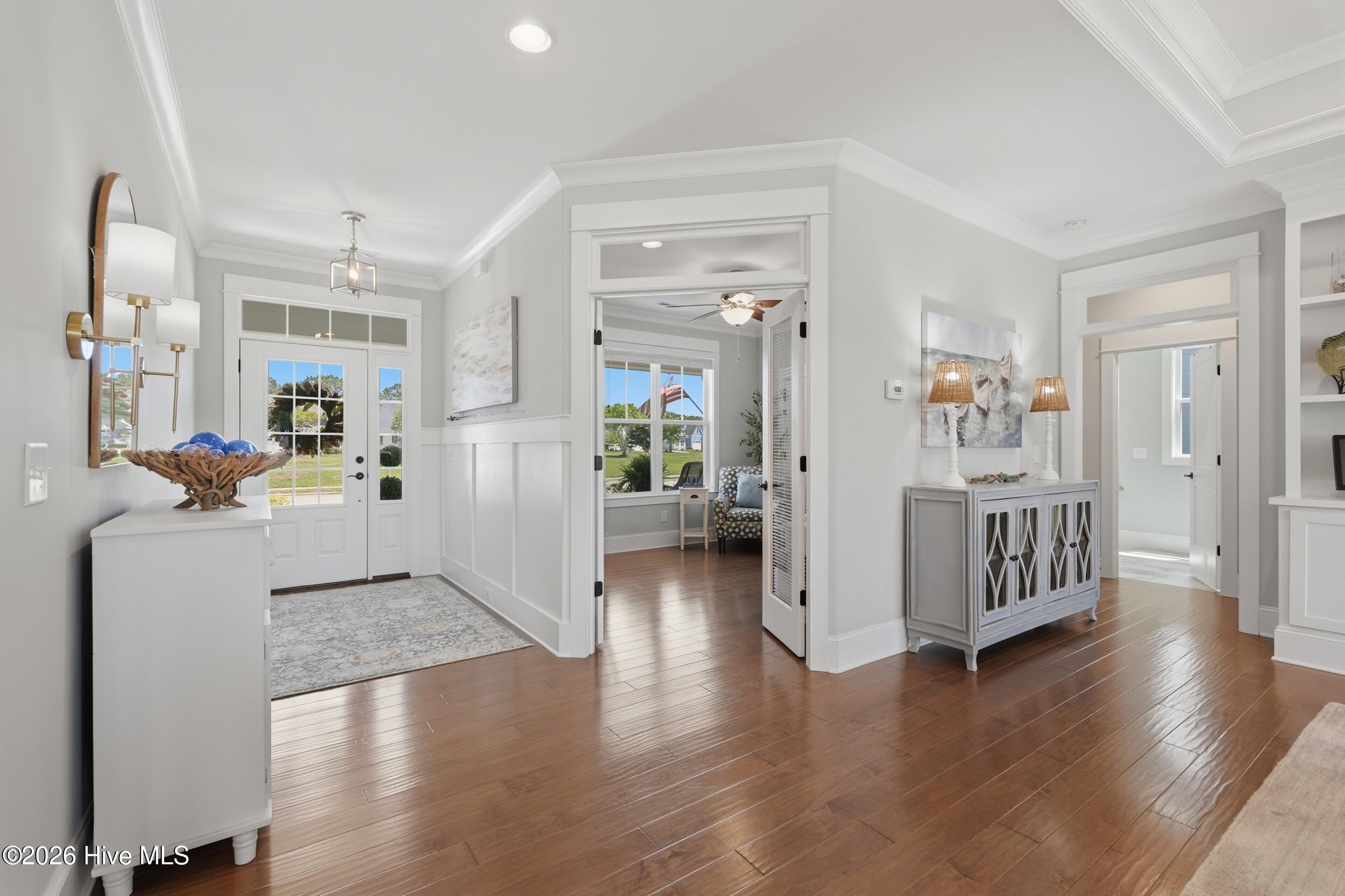 100567823 | Photo 10