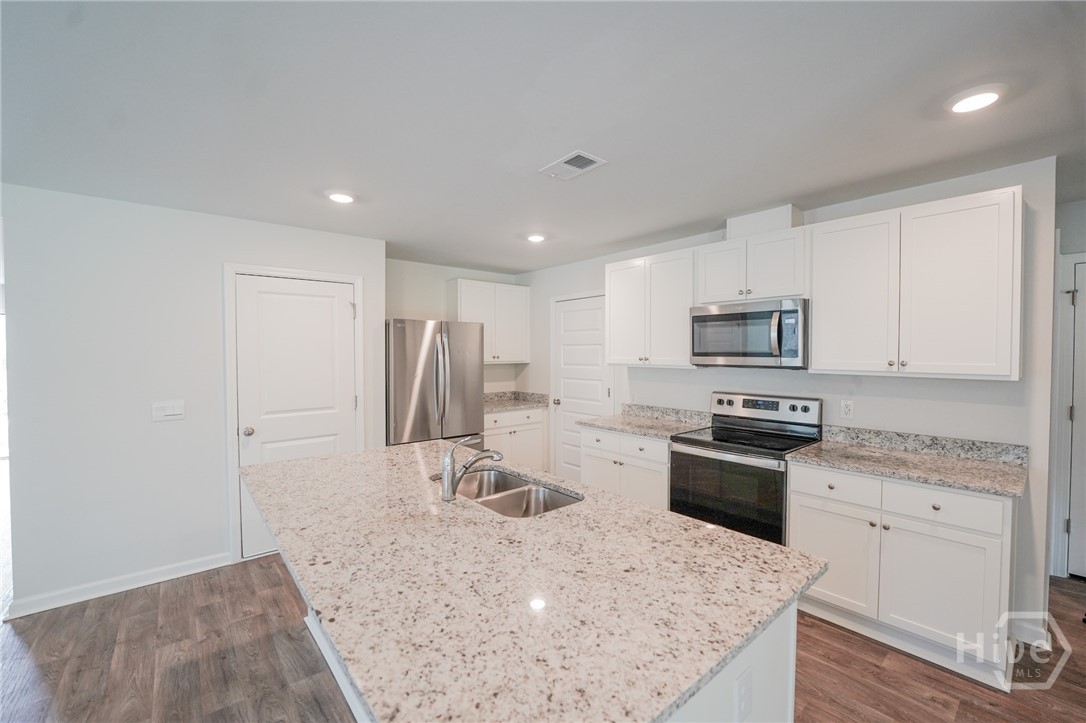 459 Coconut Drive, Bloomingdale, GA, 31302