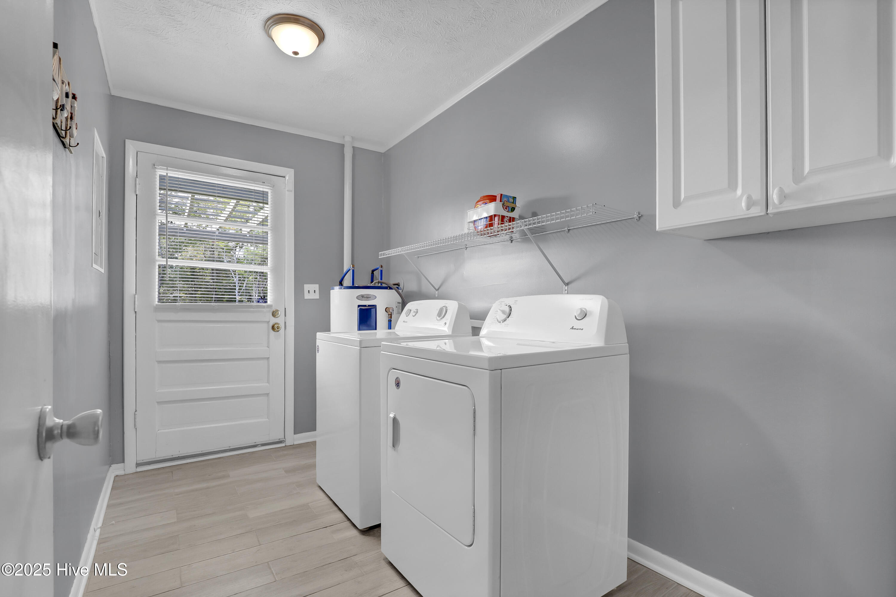 100533401 | Photo 23