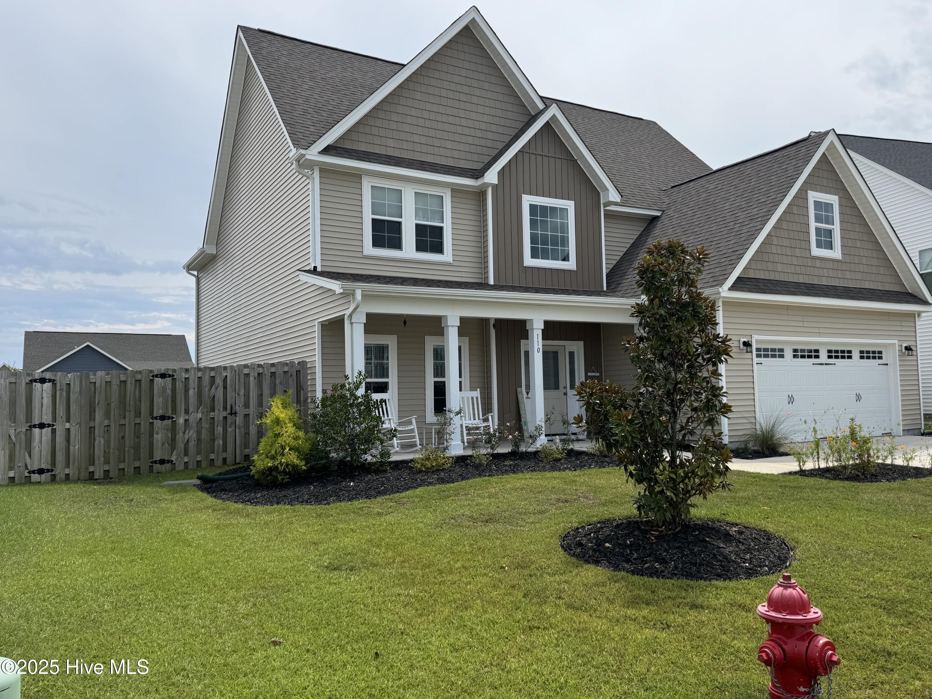 110 e barred owl fron