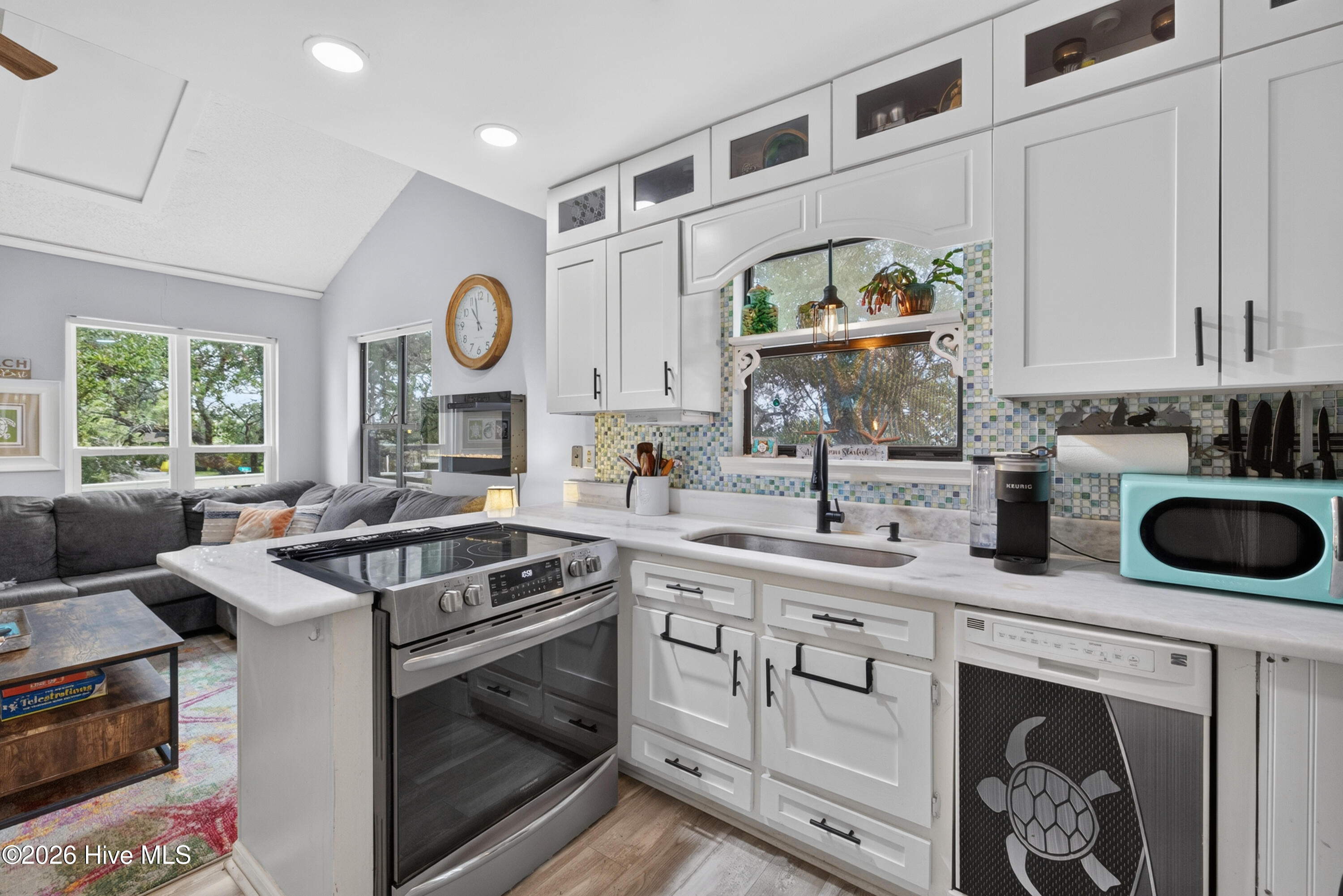 301 Bay Circle,North Topsail Beach