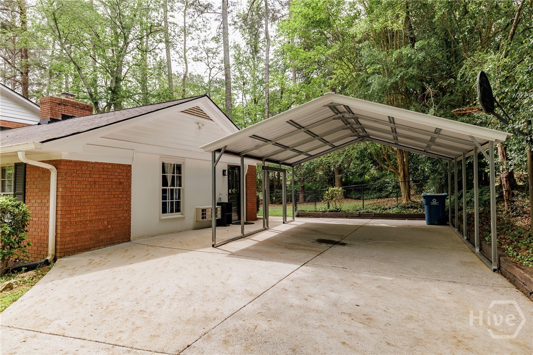 140 Rollingwood Drive
