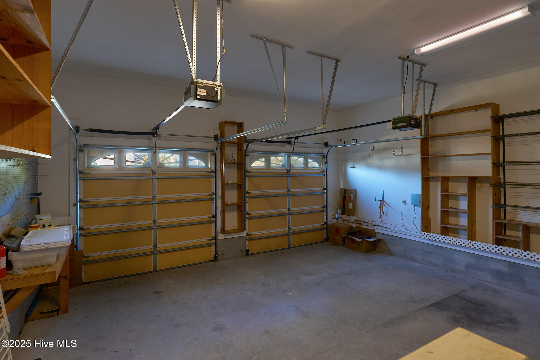 100542410 | Photo 32