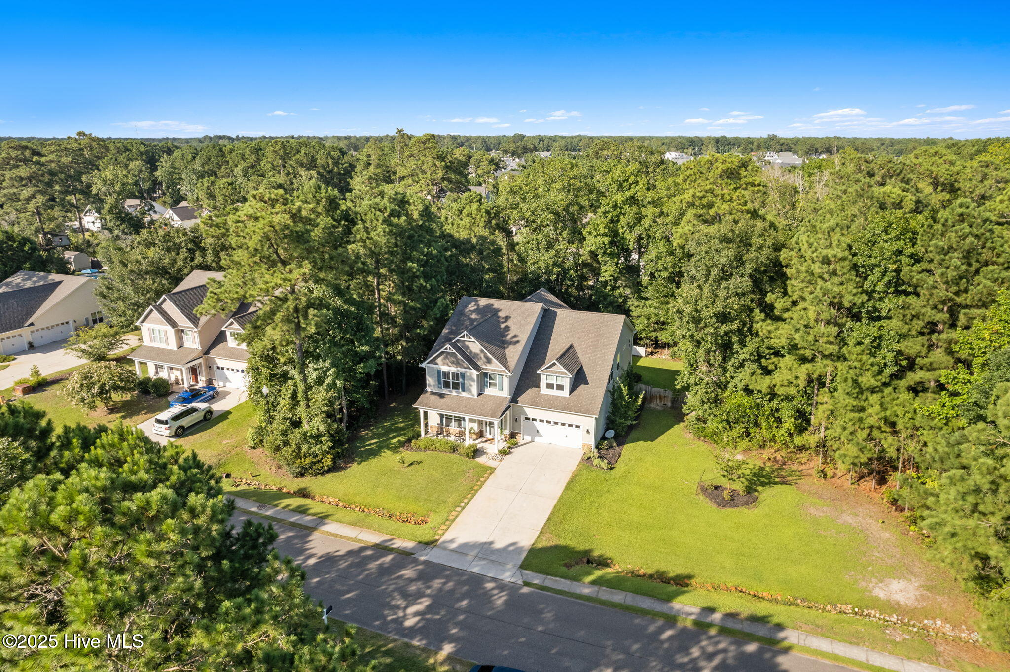 100521115 | Photo 61