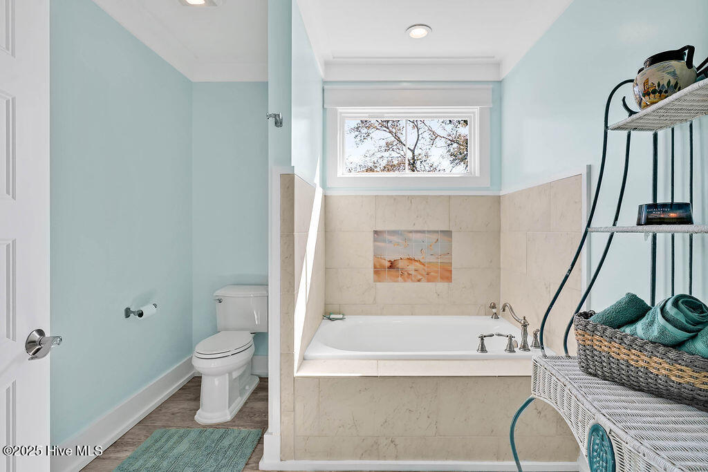 100516737 | Photo 49