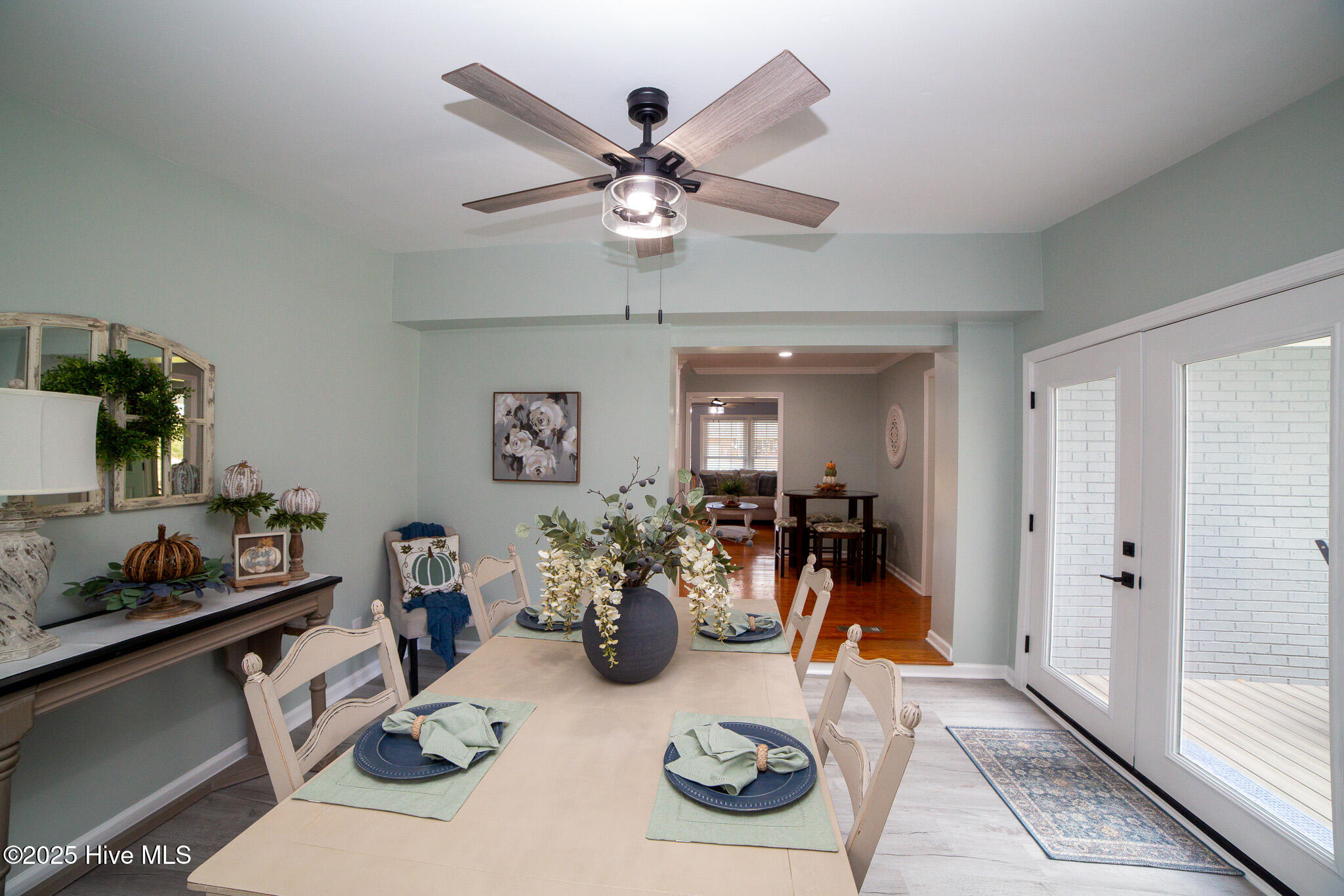 100542481 | Photo 33