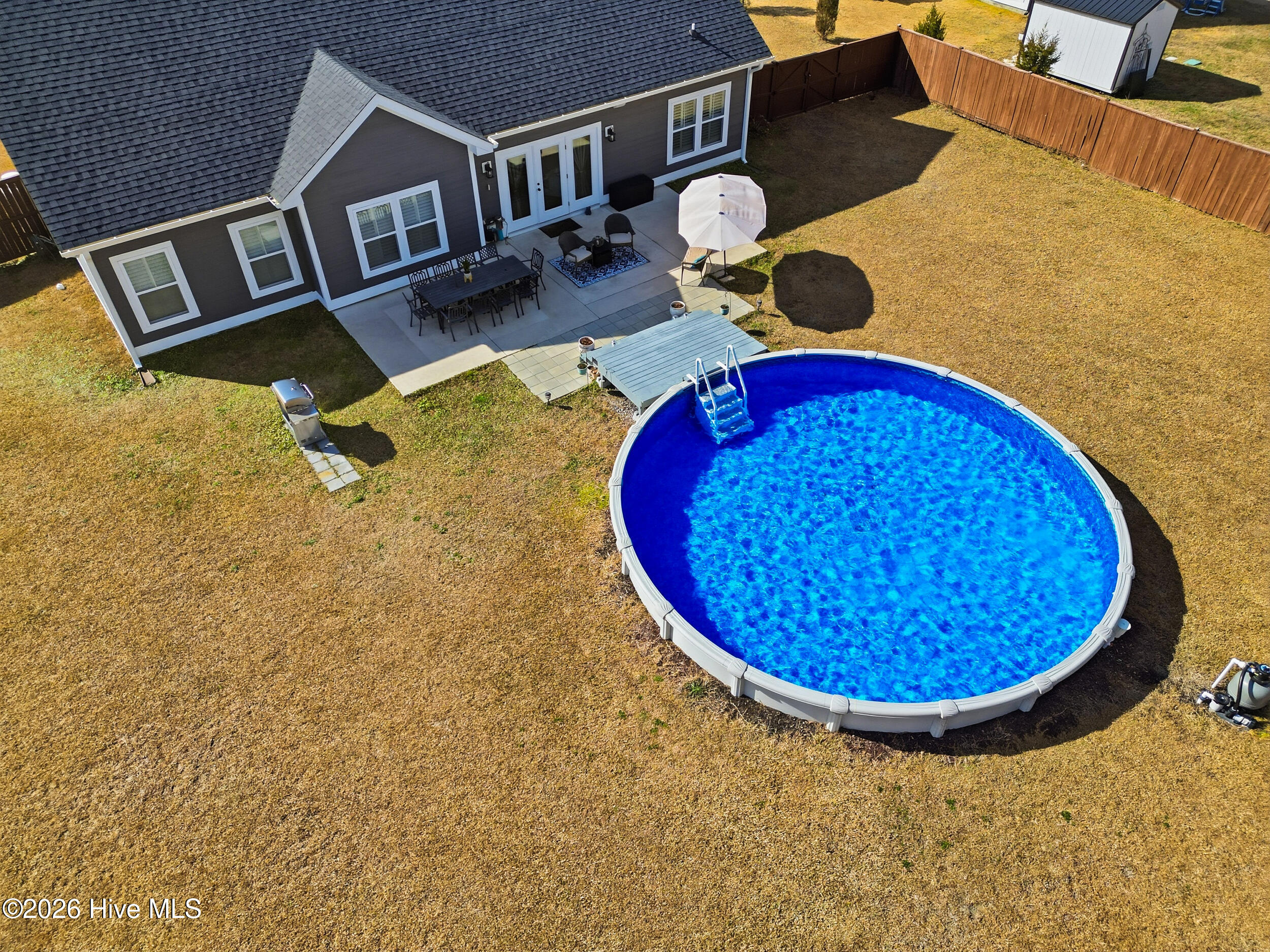 100551617 | Photo 39