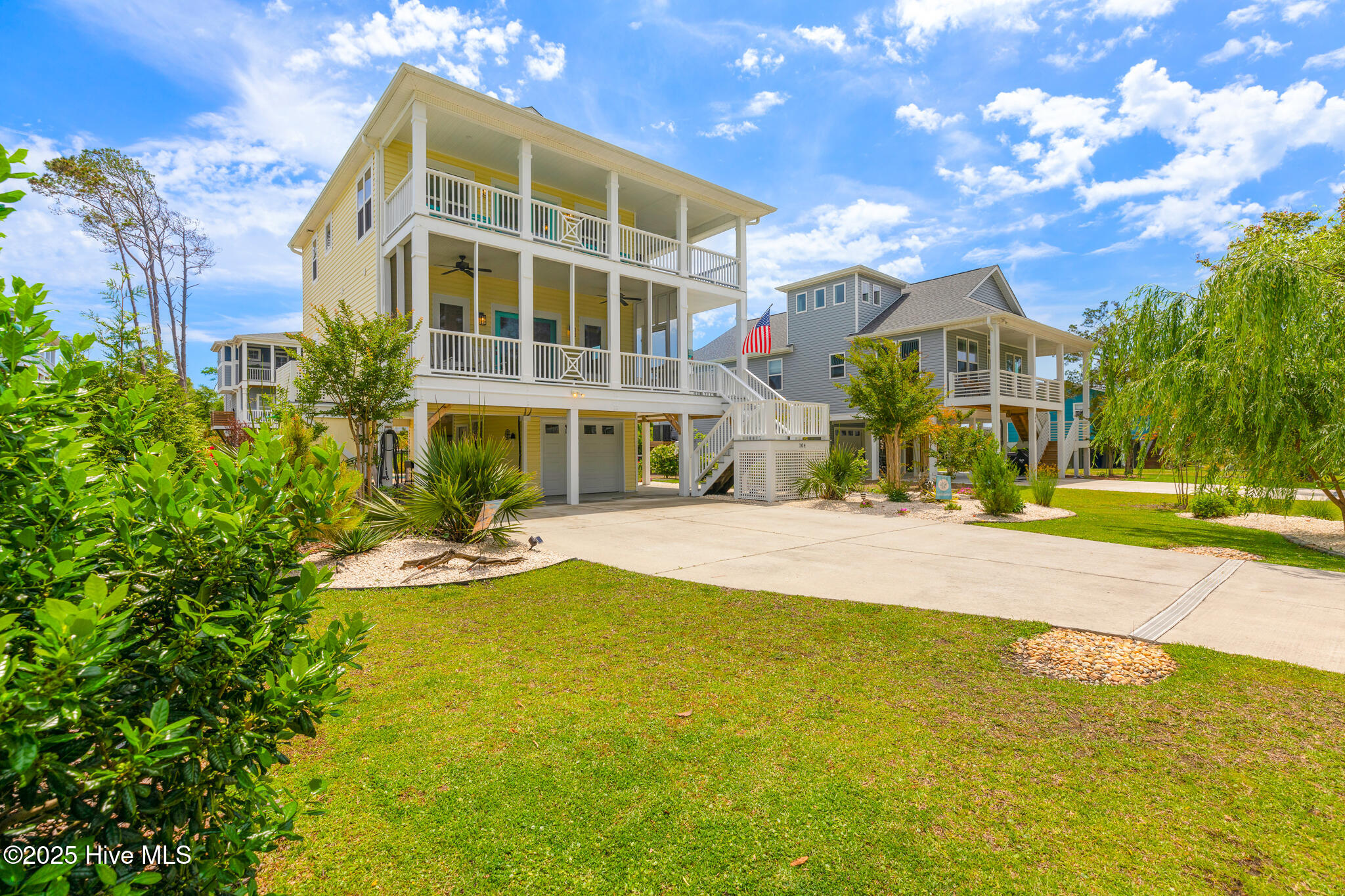 Homes for sale in Oak Island, NC | 104 Se 32Nd St, Oak Island, NC 28465 | MLS# 100507541