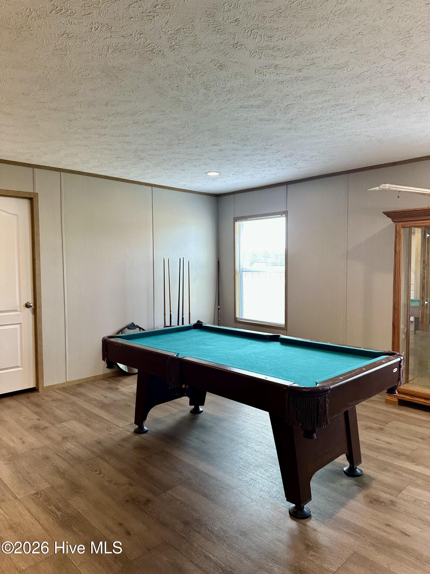 100548571 | Photo 29