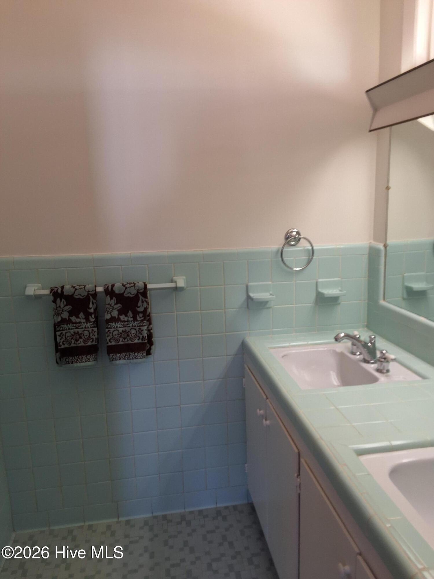 100554569 | Photo 66