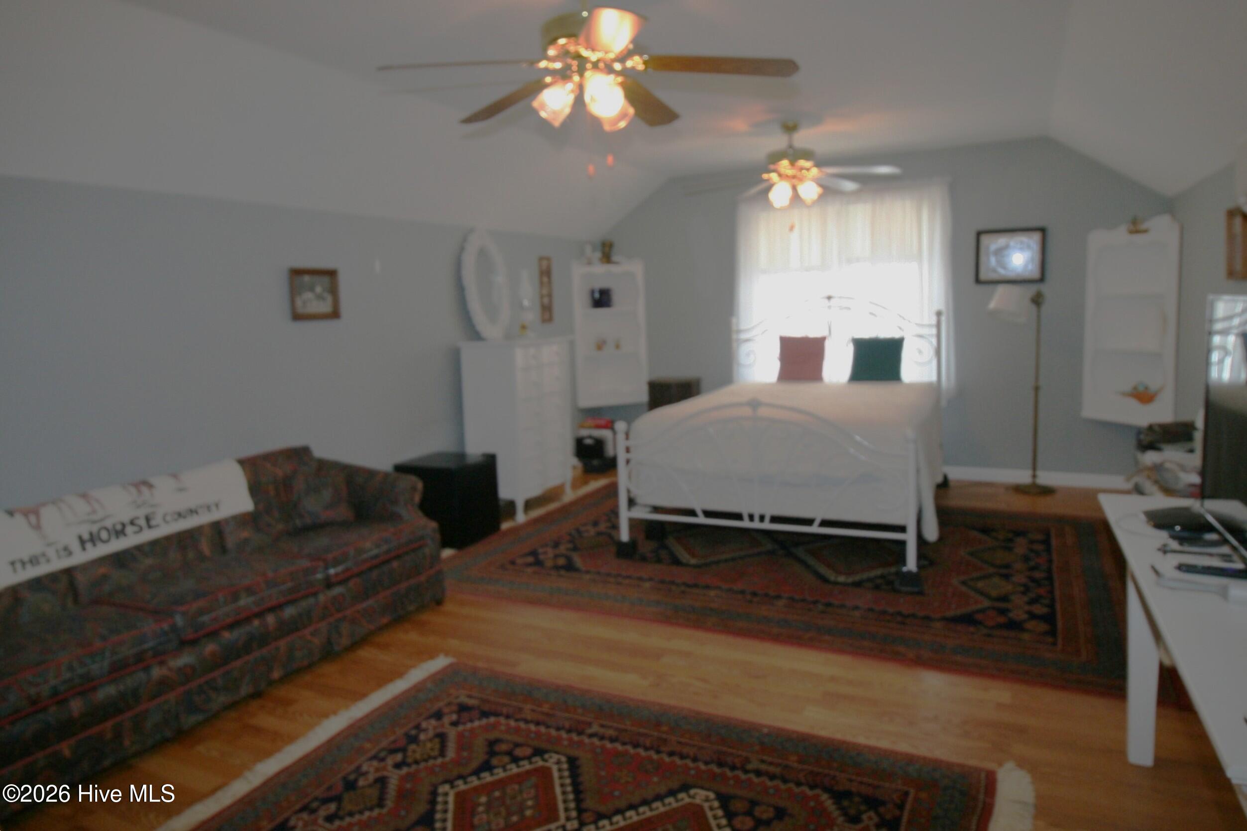 Bonus Room Over Garage with attached ful