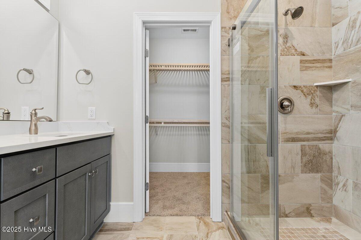 100500099 | Photo 45