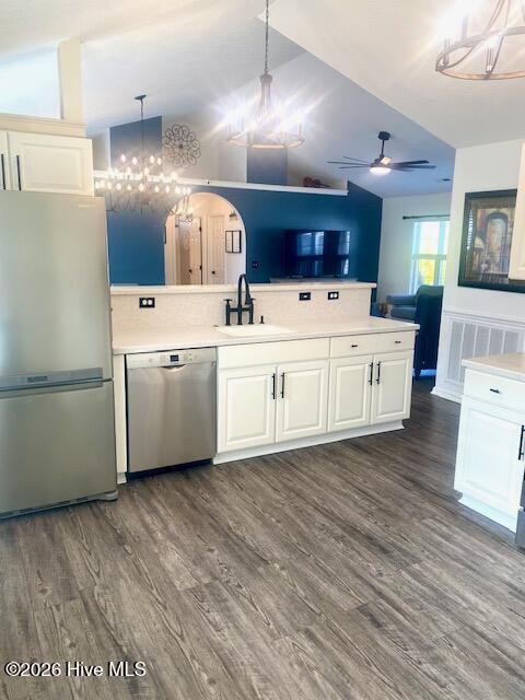 100566156 | Photo 14