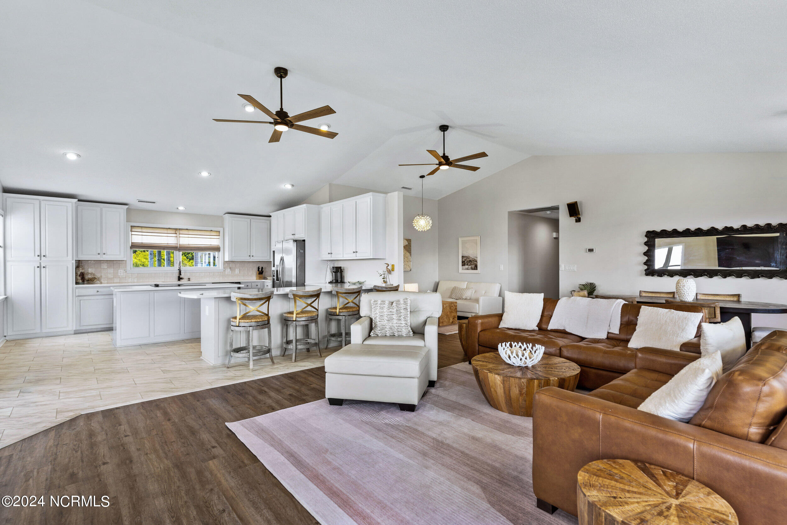 100539951 | Photo 13