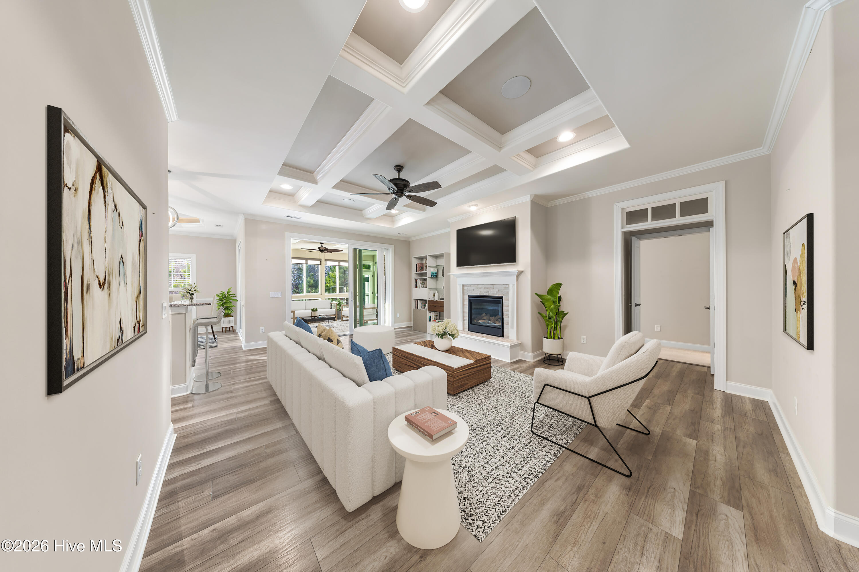 100536175 | Photo 12