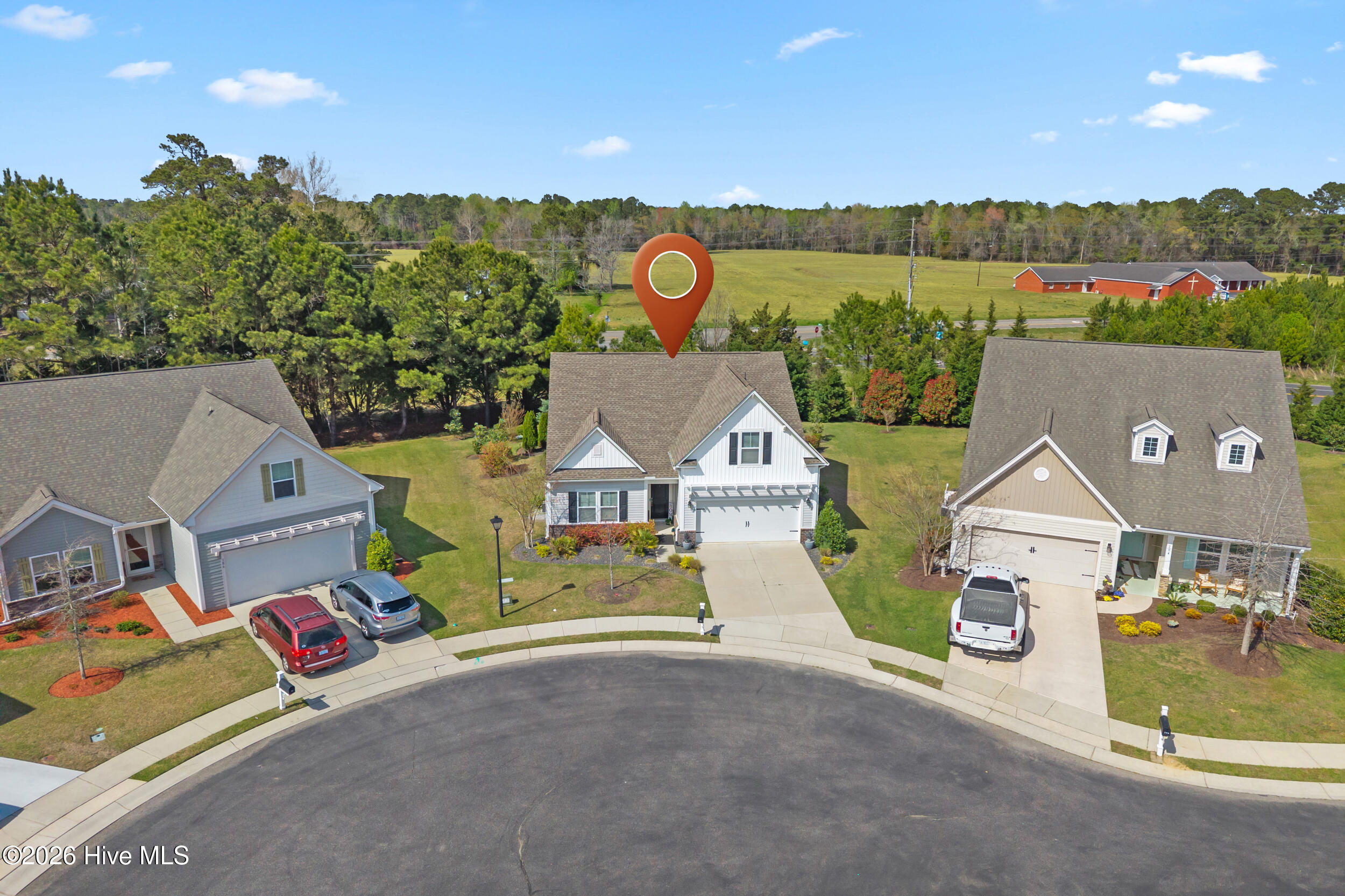 100563305 | Photo 37