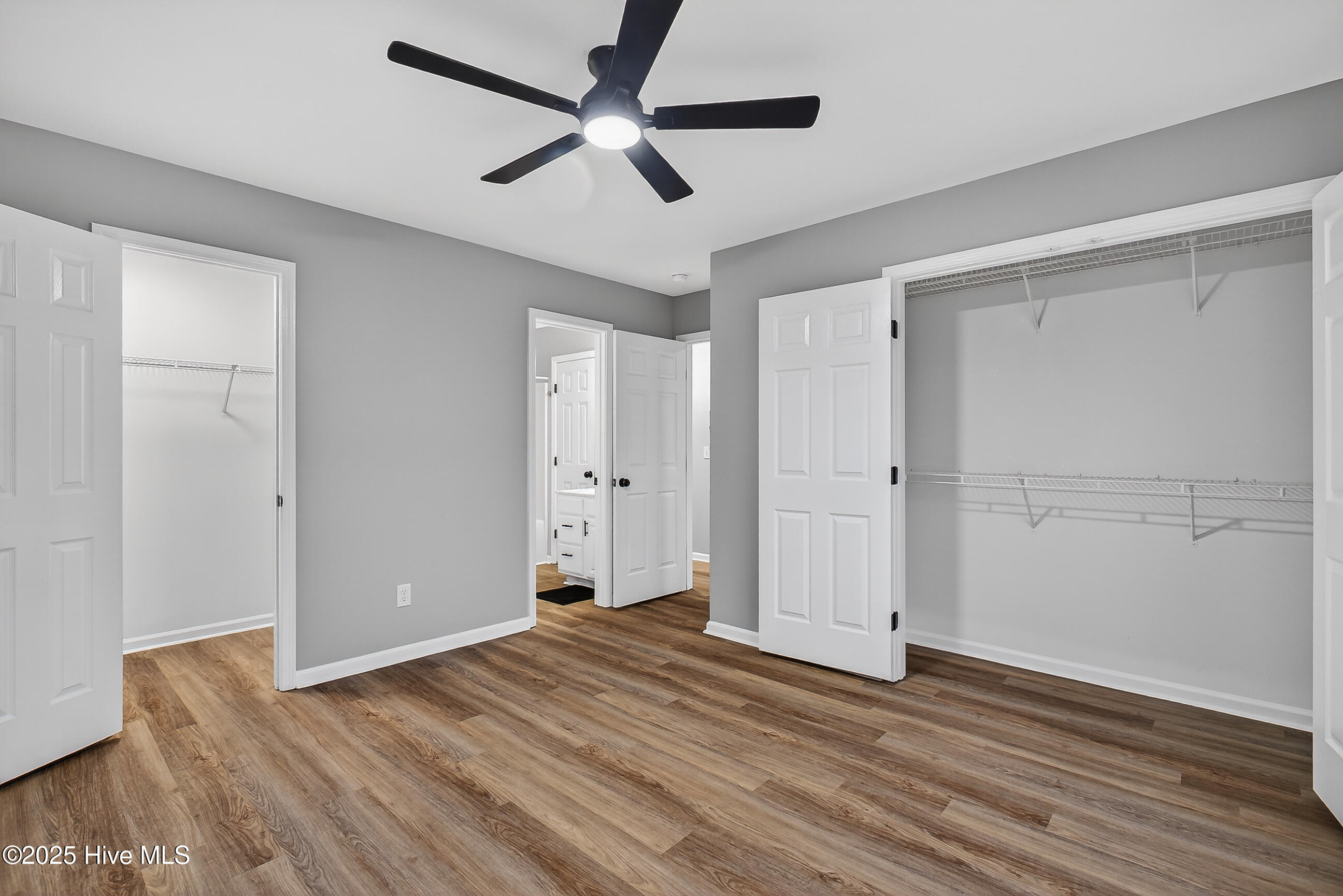 100546231 | Photo 15