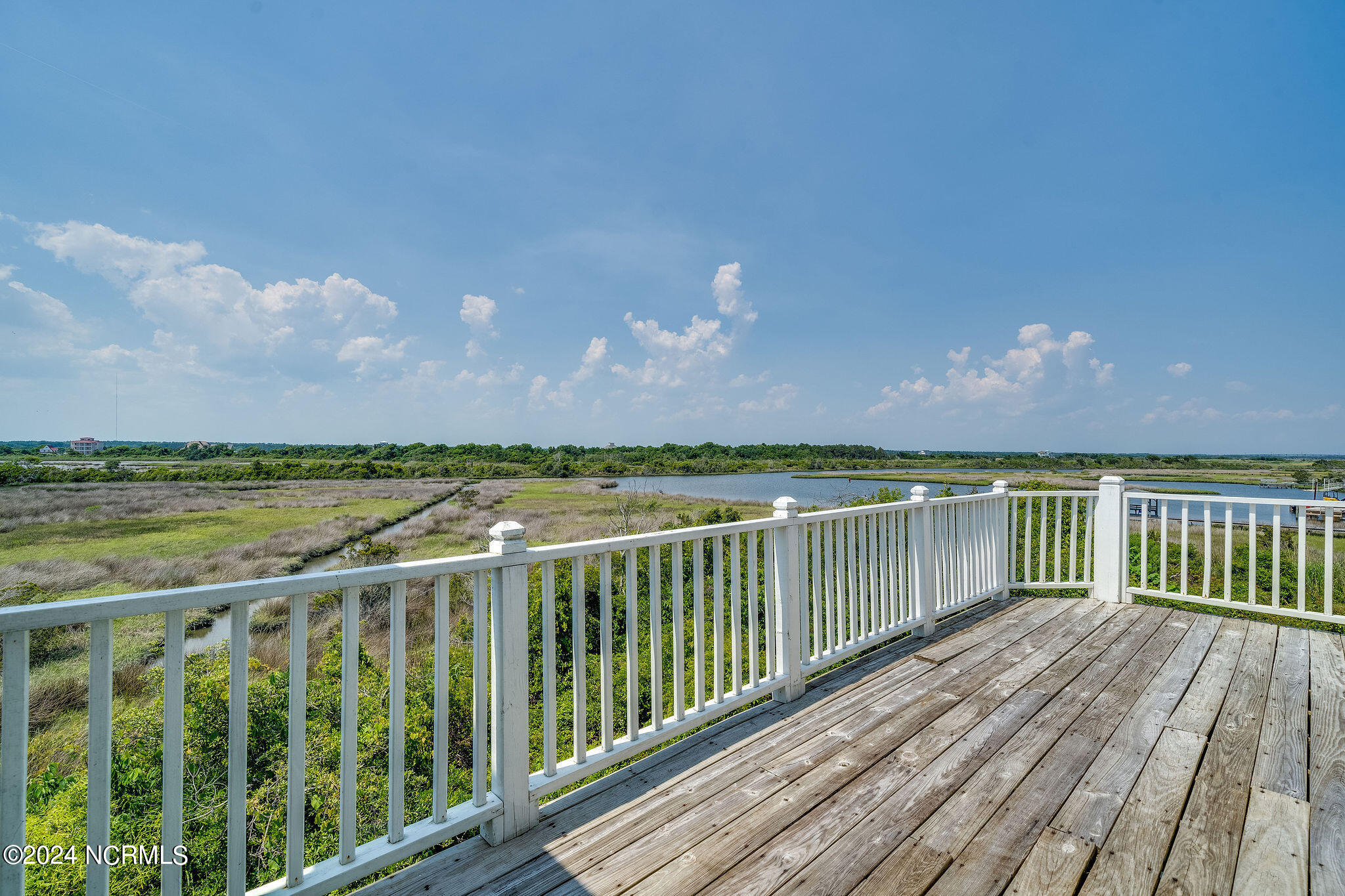 100468646 | Photo 12