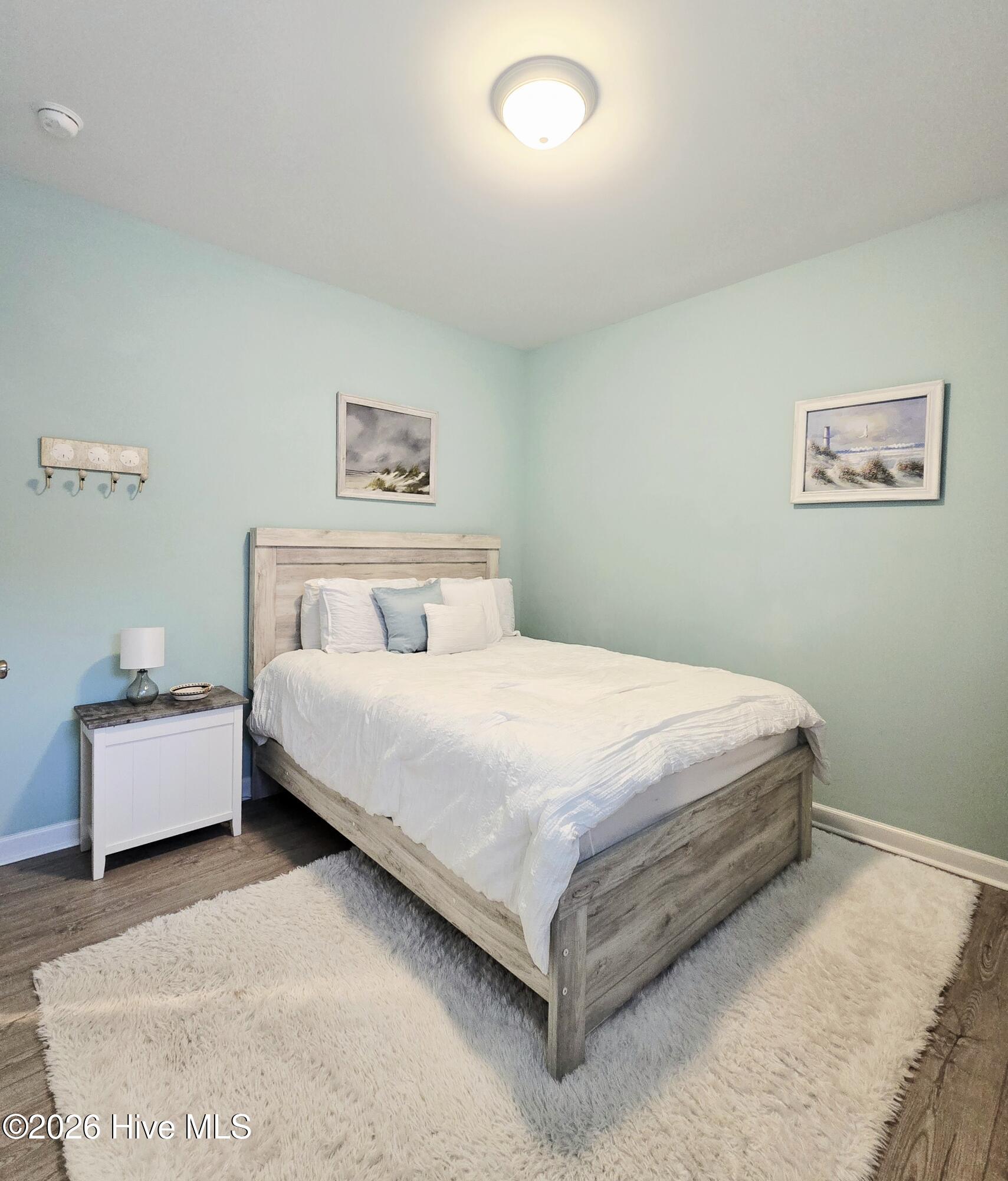 100552706 | Photo 11