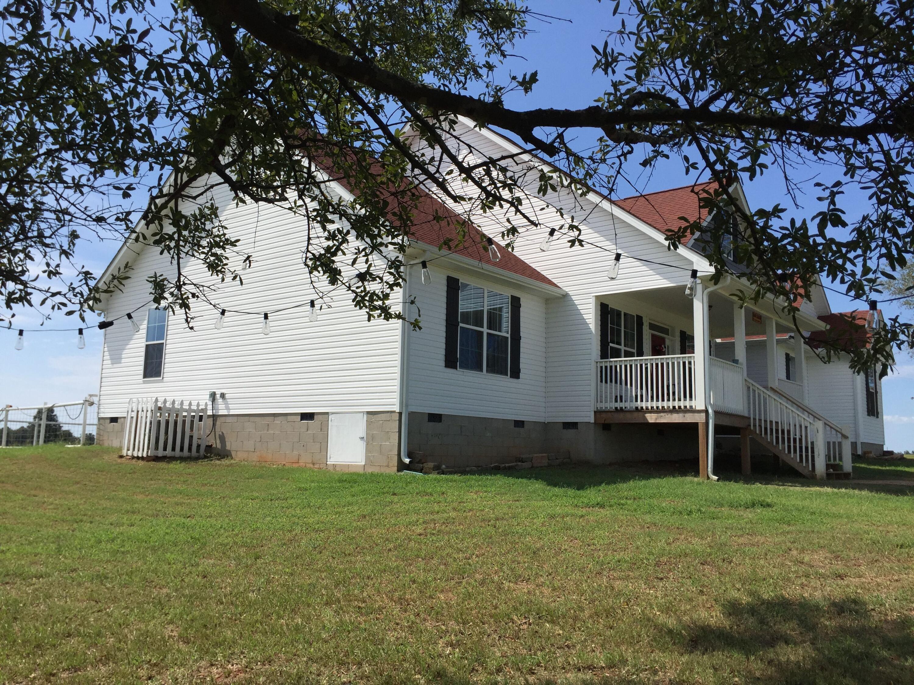 Farm/Ranch on over 57 Acres!