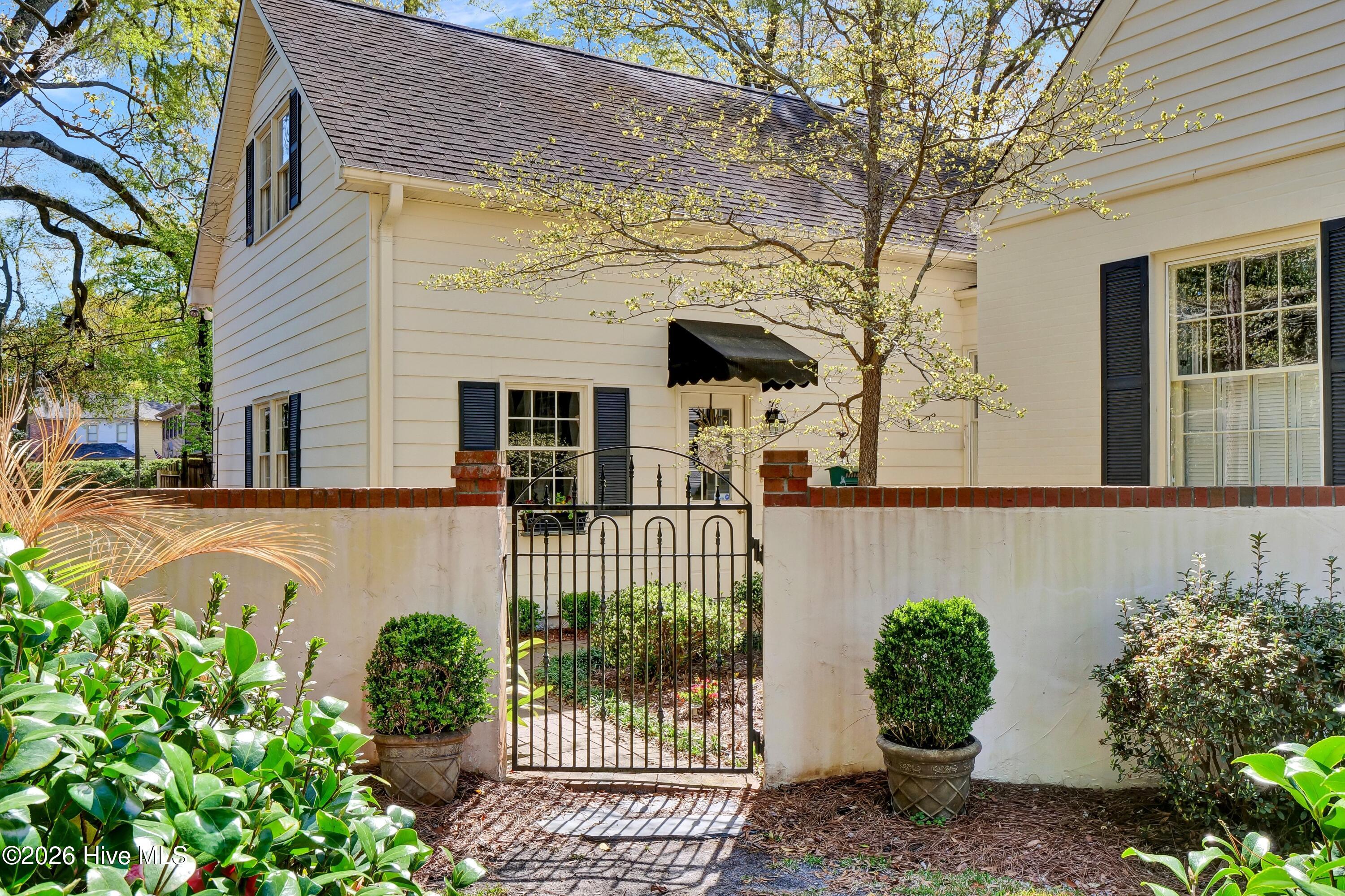 100562468 | Photo 31