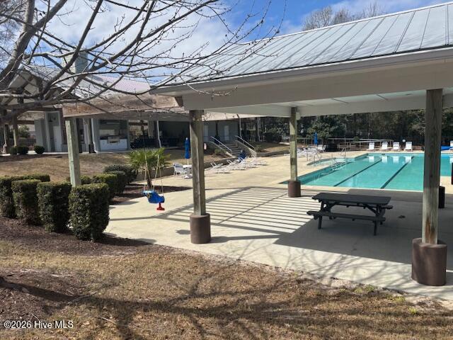 100561102 | Photo 60