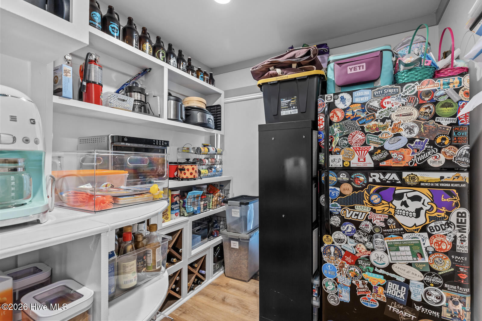 100569871 | Photo 30