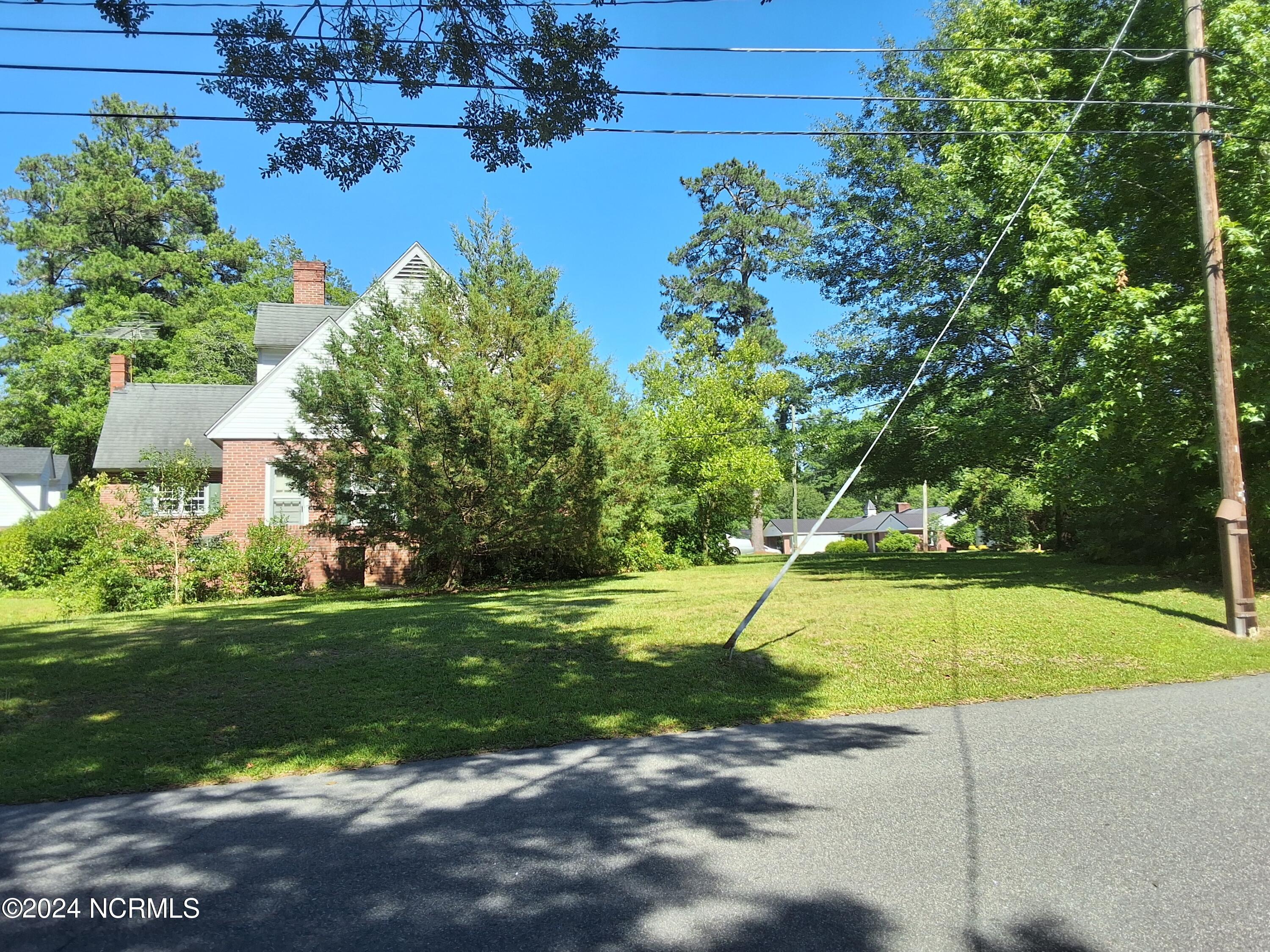 201 E Bell Street, Tabor City, NC, 28463
