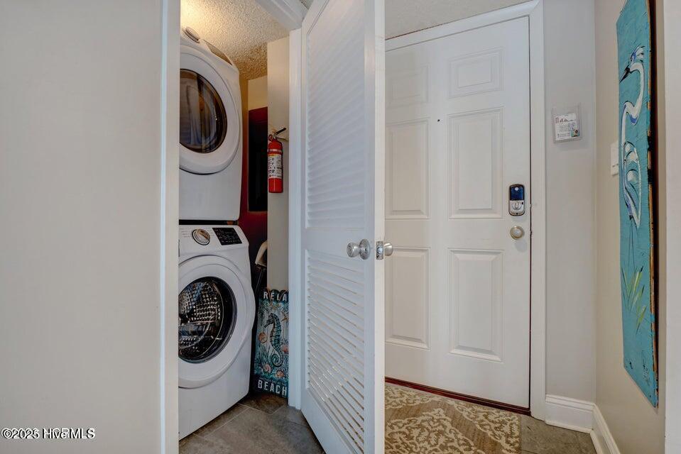 100517887 | Photo 14