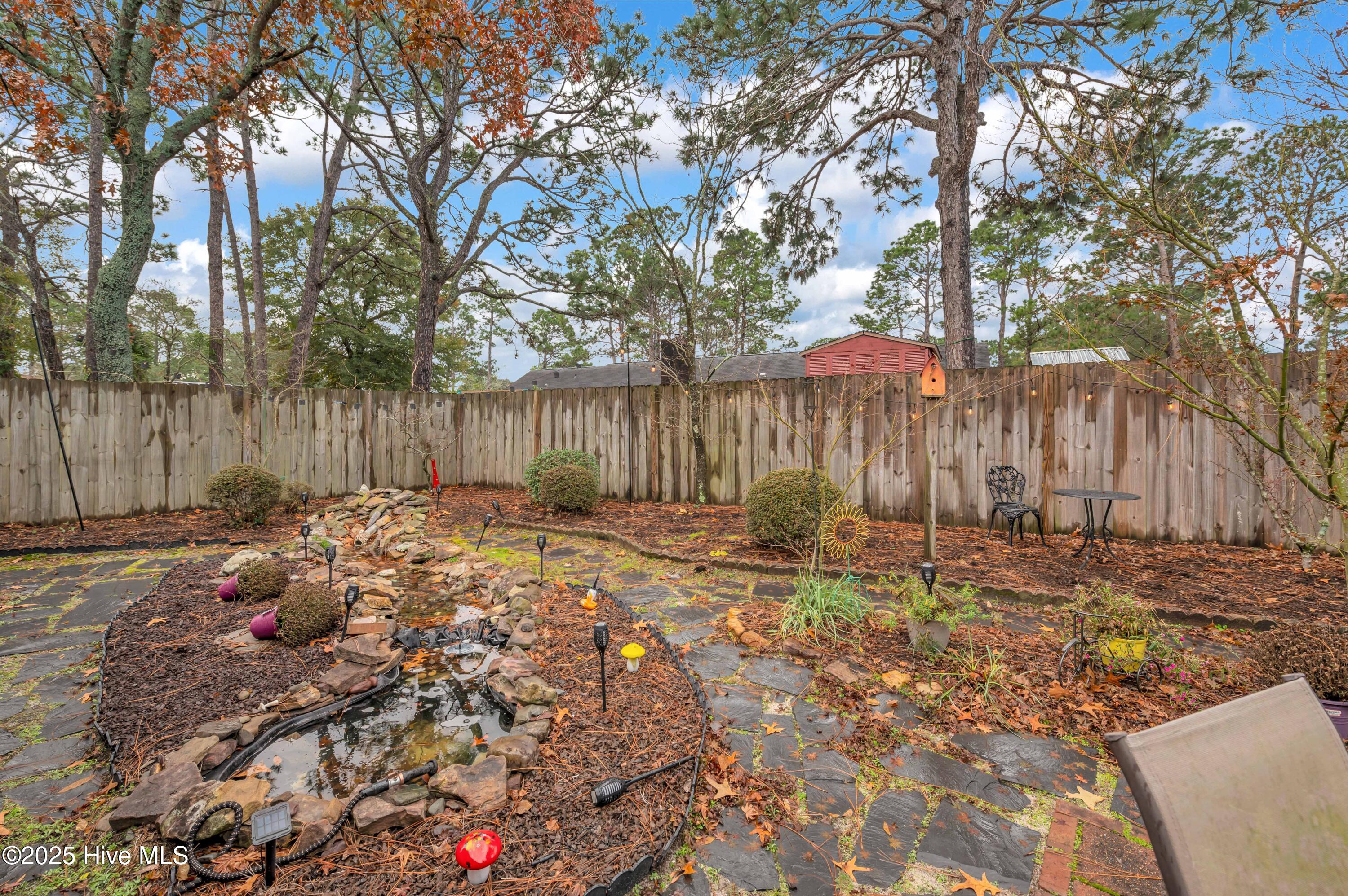 100546330 | Photo 30