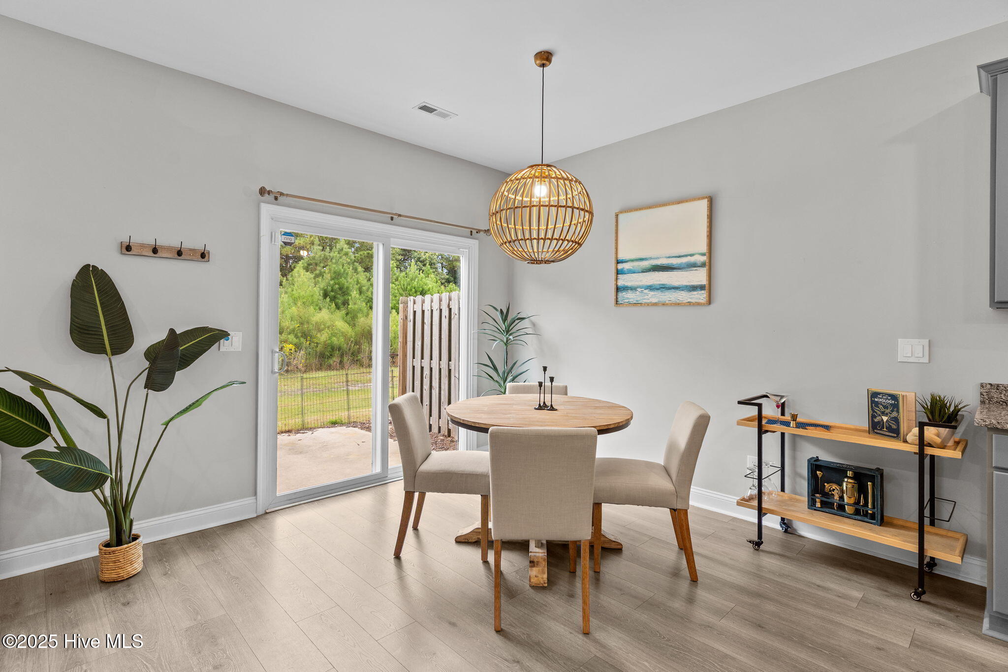 1527 Grey Cliff, Wilmington, NC 28405 – photo 11: 12-dining_area