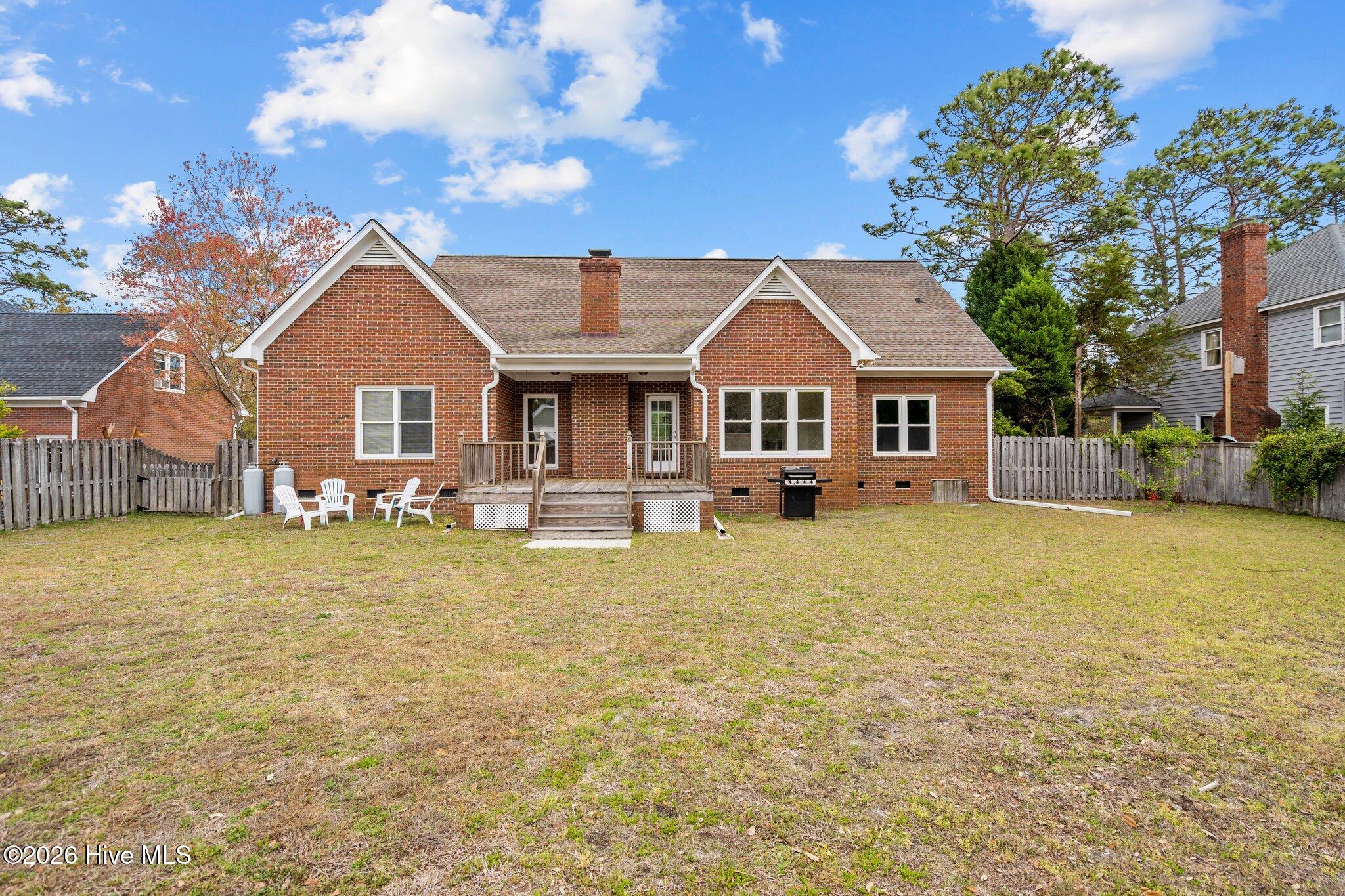 100570682 | Photo 28