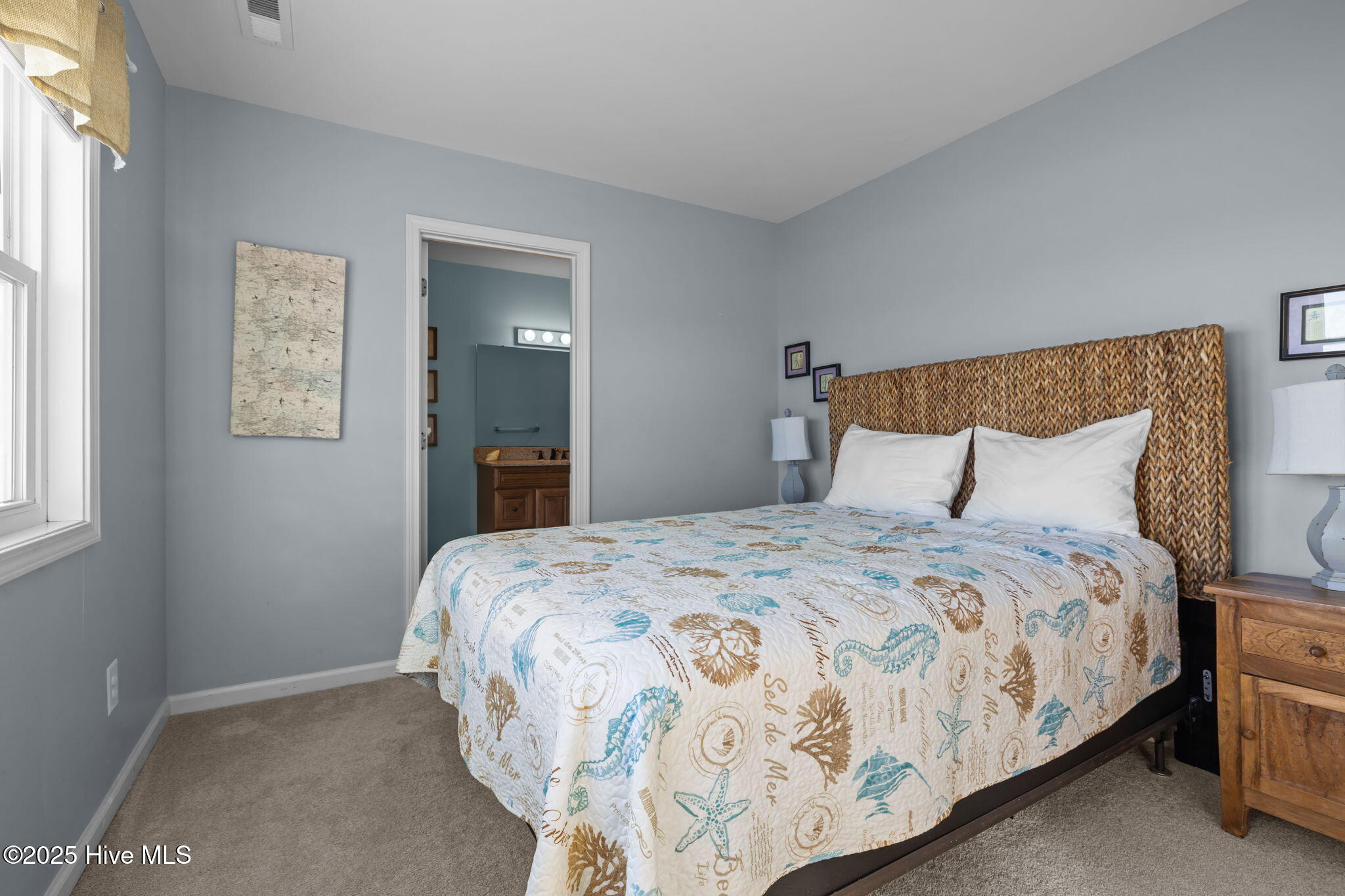 100545212 | Photo 29