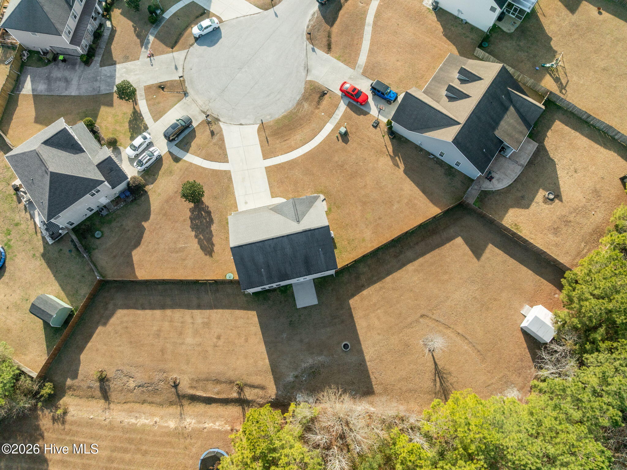 100547738 | Photo 40