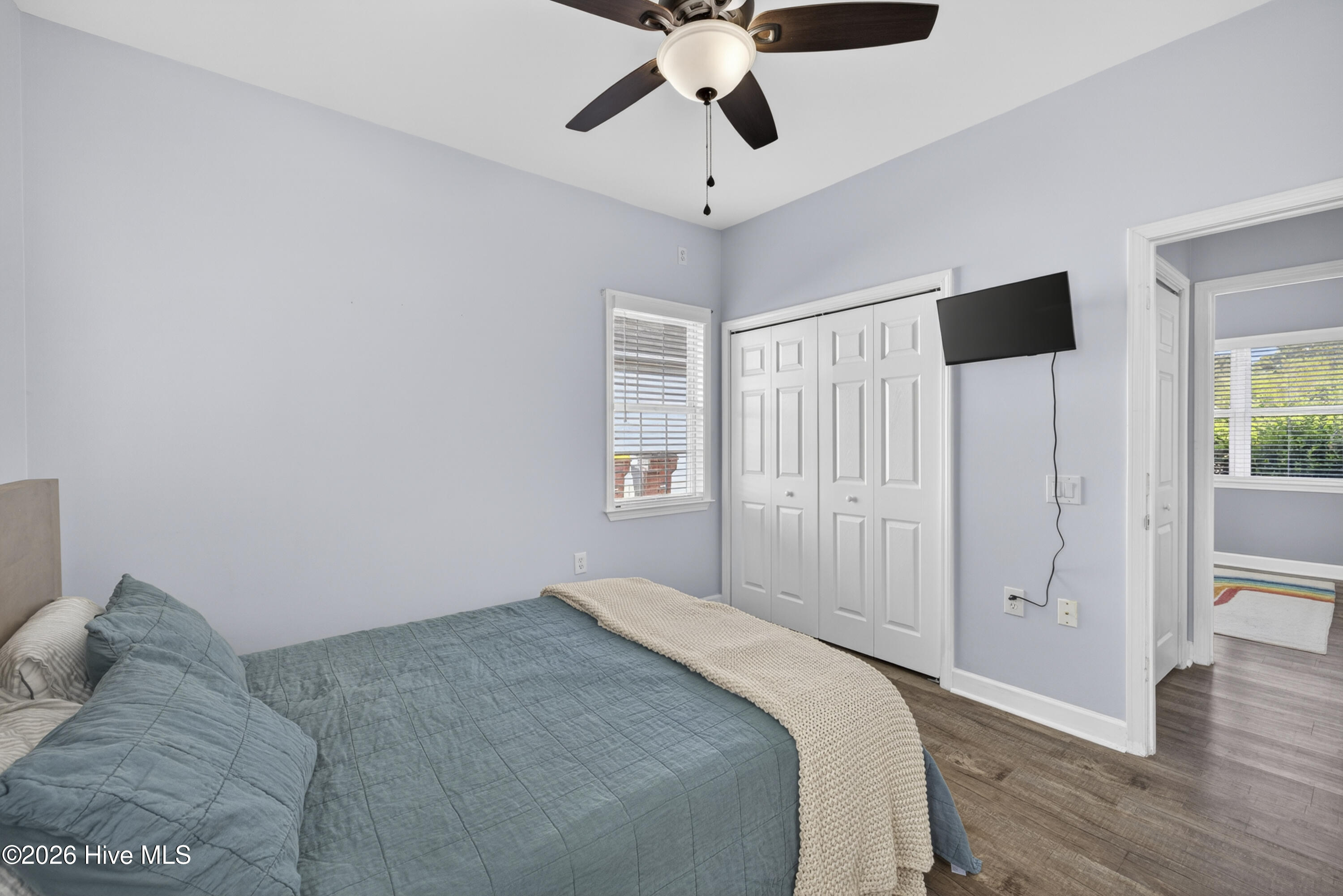 100568546 | Photo 32