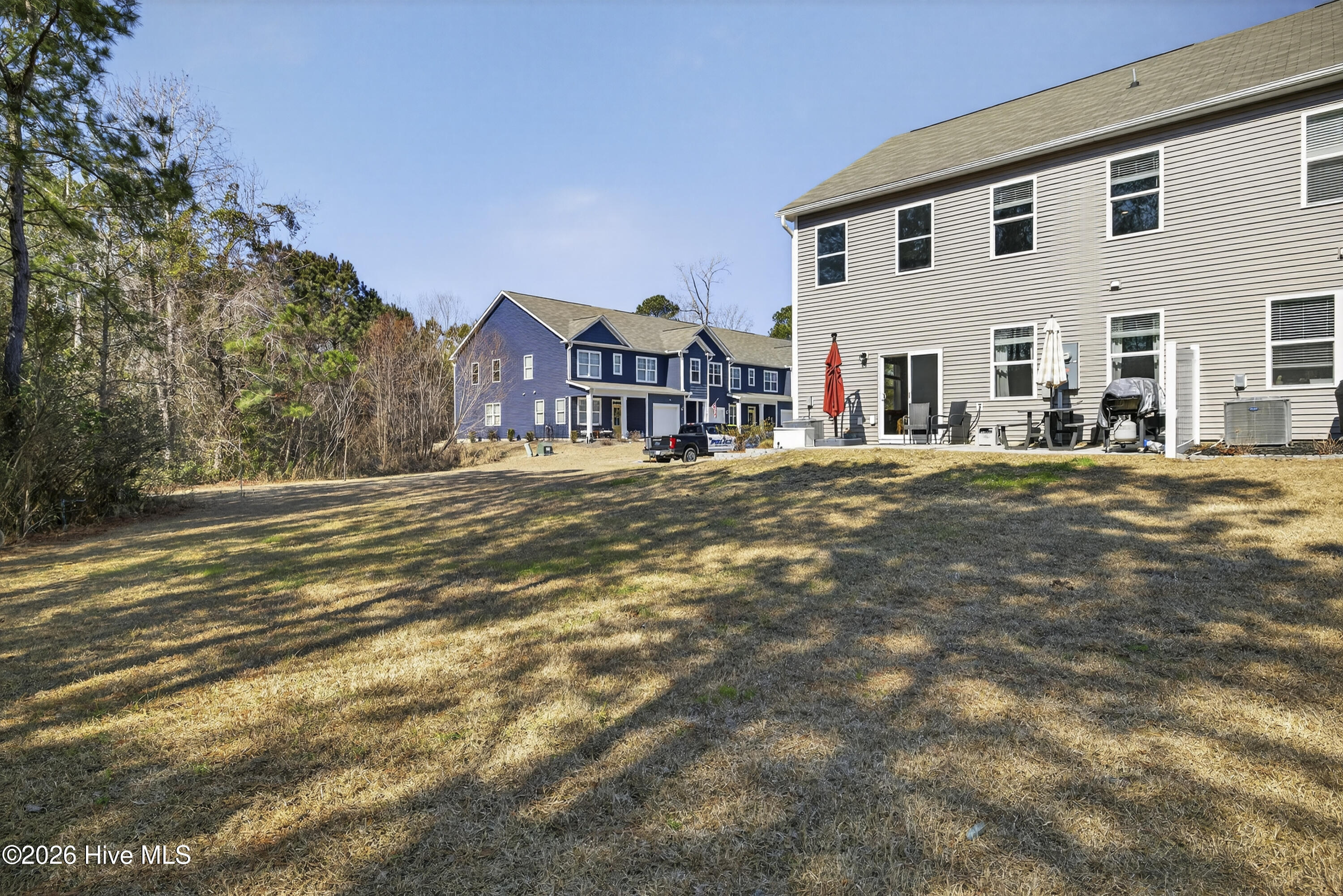 100555203 | Photo 44