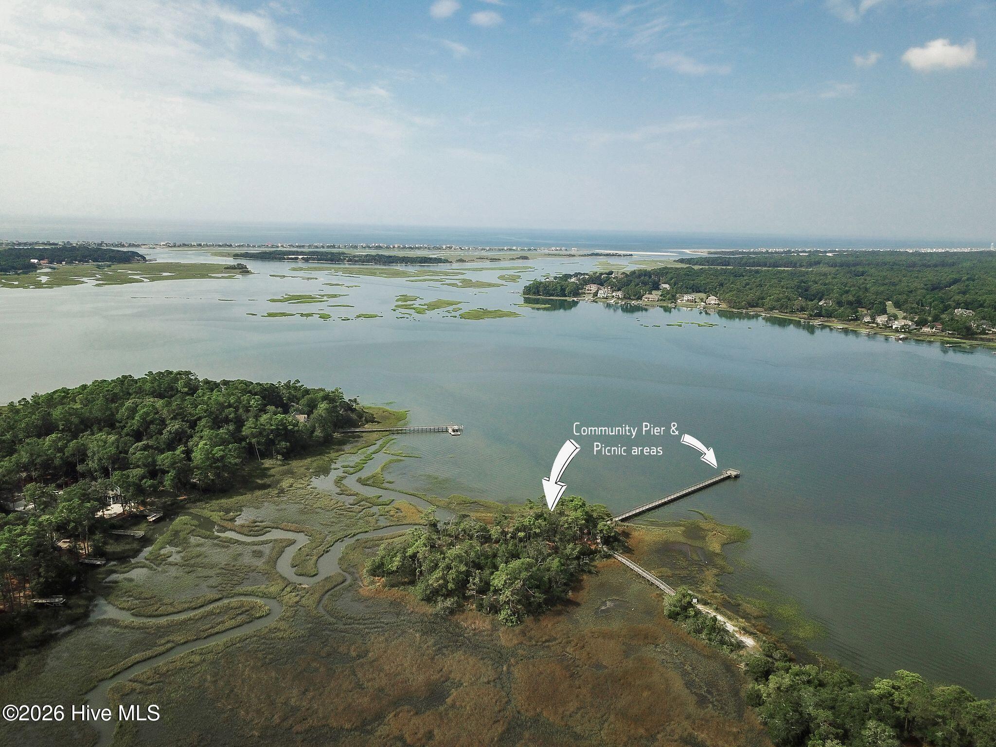 100563683 | Photo 45